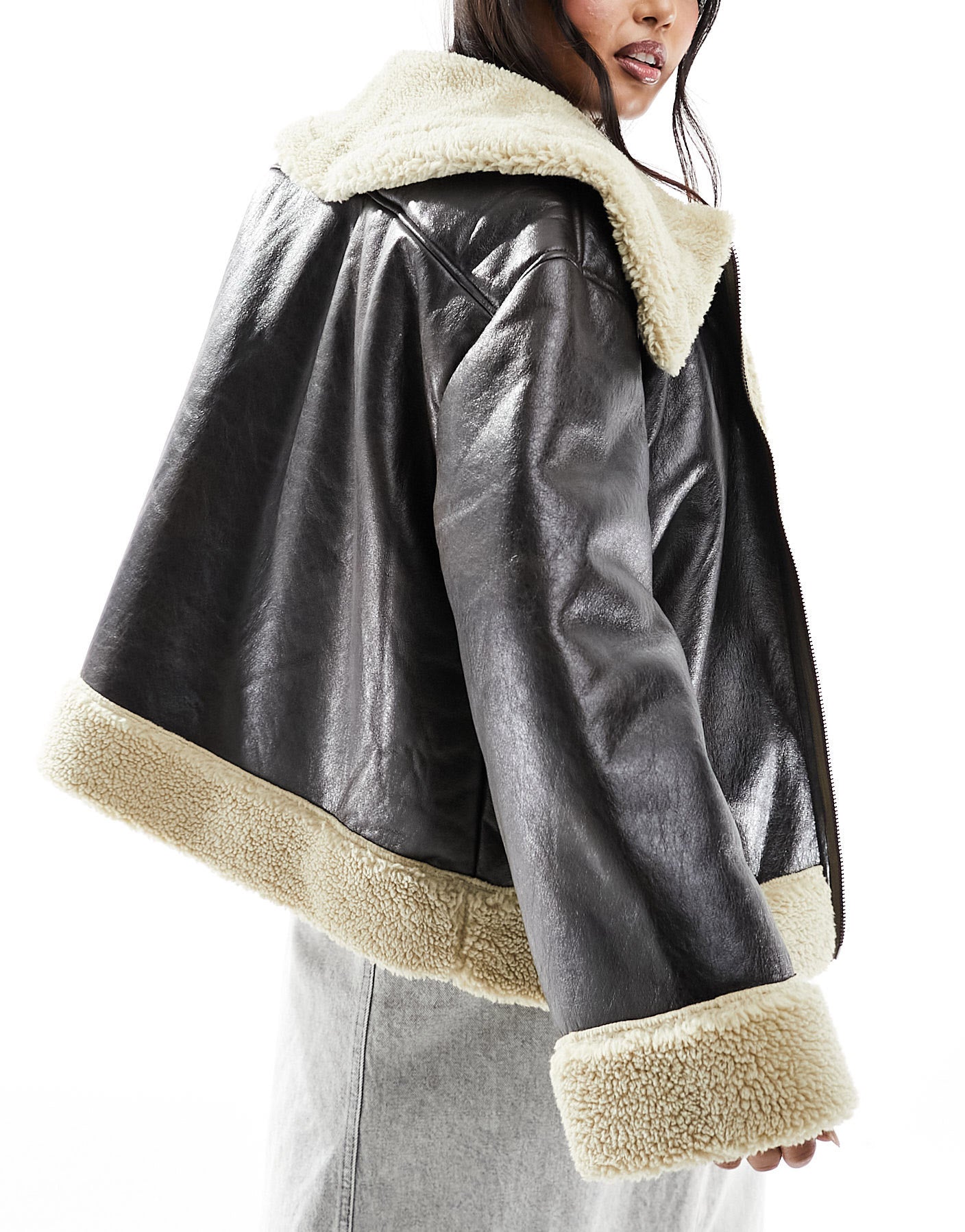 Yours cropped jacket in brown