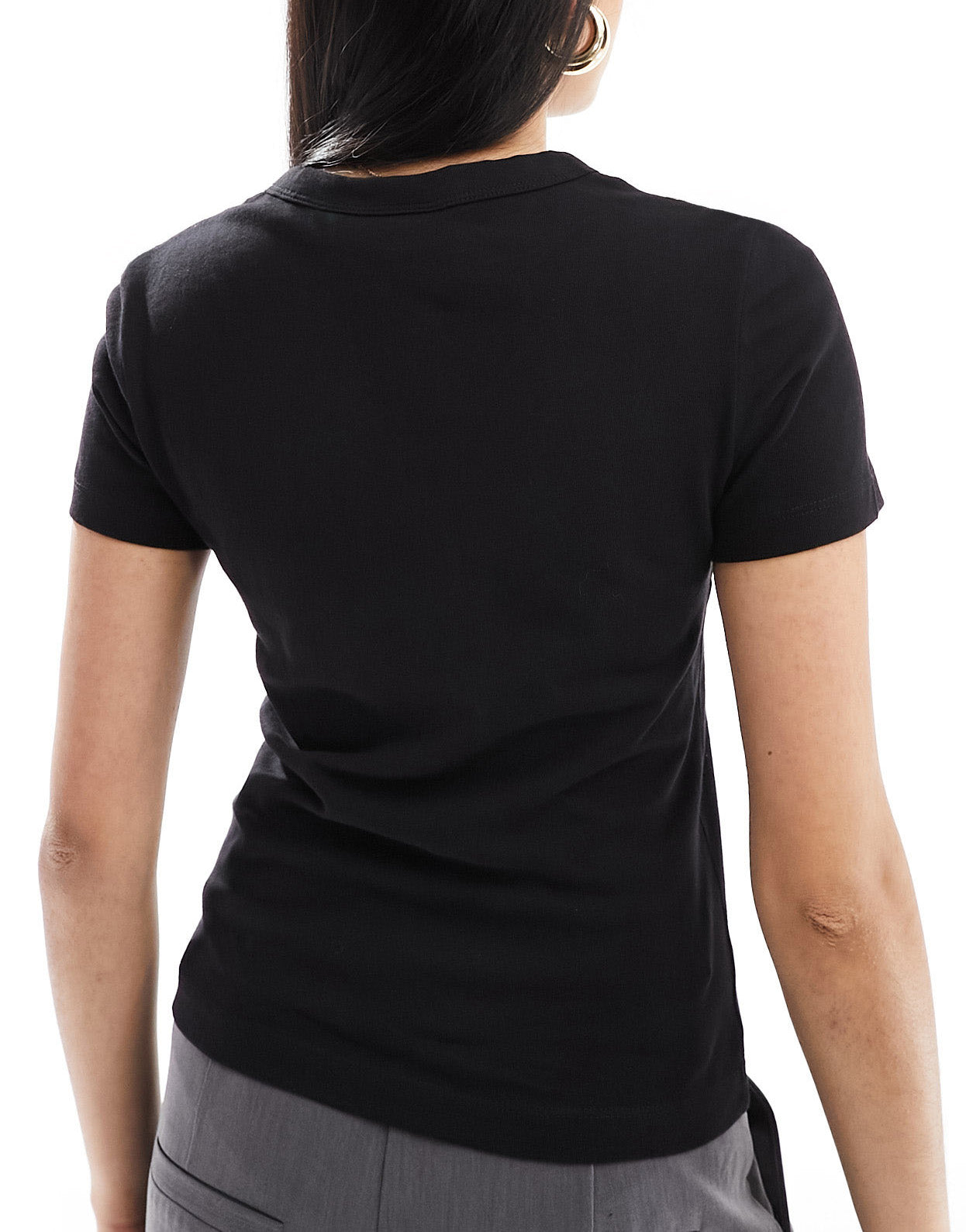 Weekday Frida 90's fit t-shirt in black