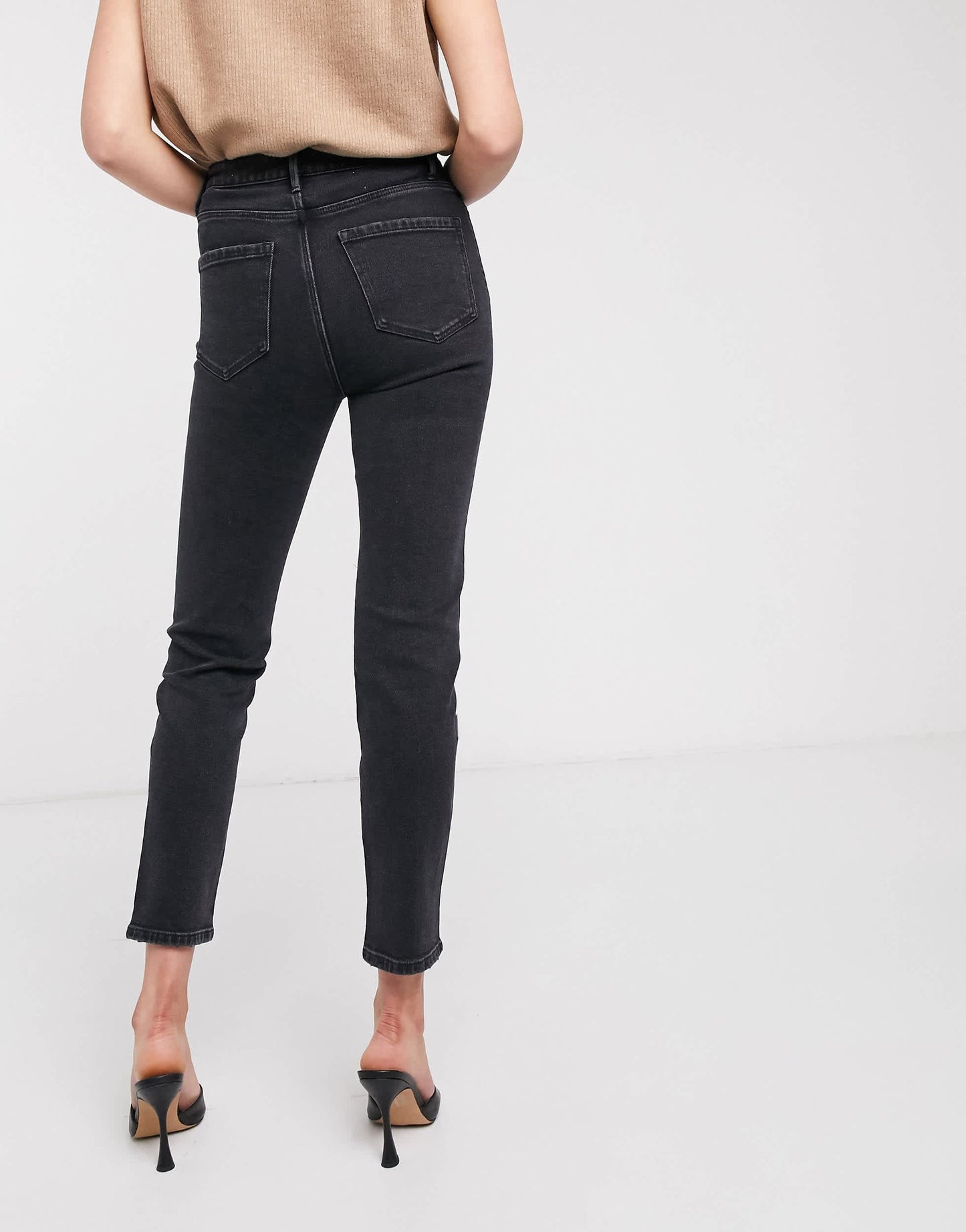 Stradivarius Tall slim mom jean with stretch in black wash