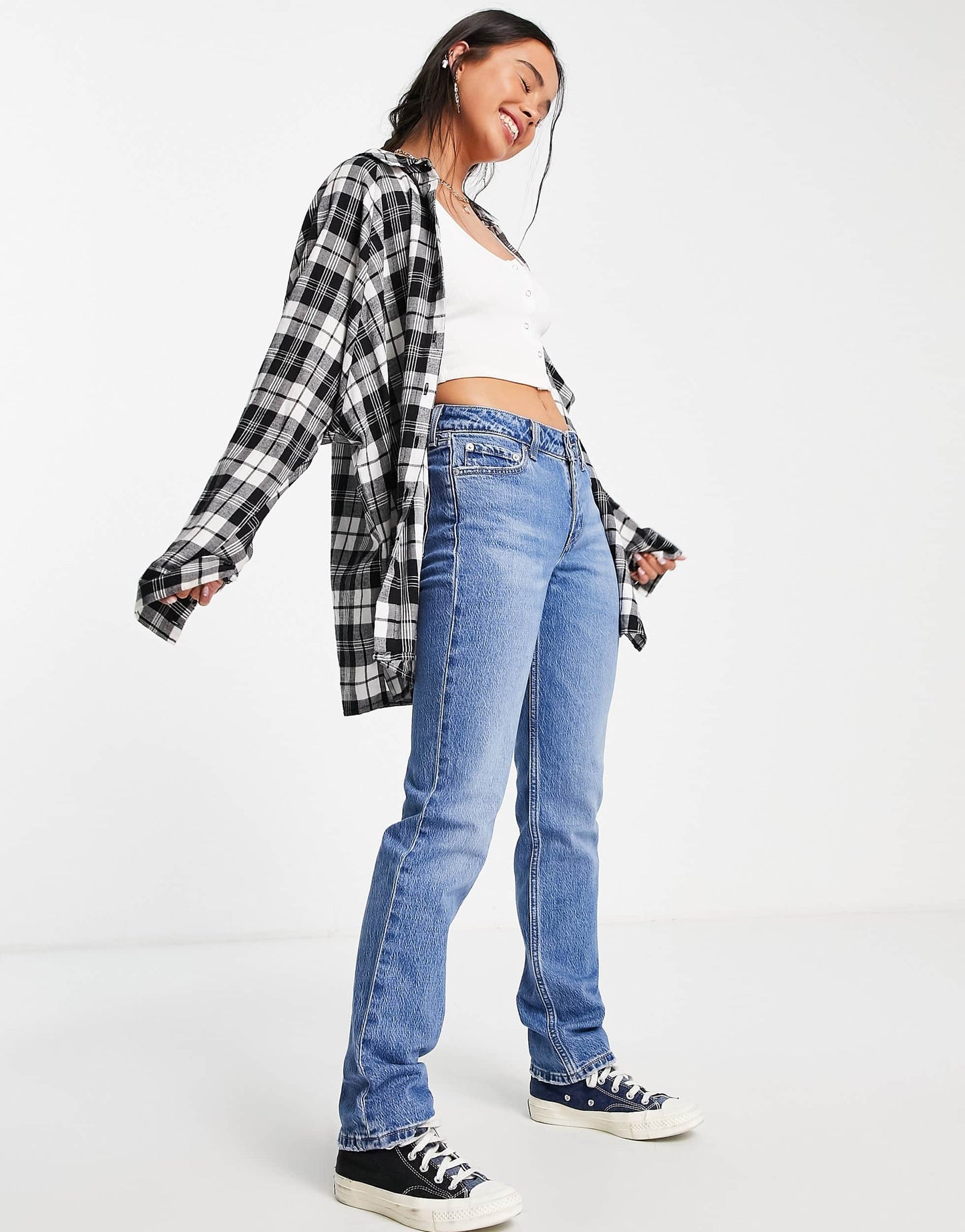 Levi's low pitch bootcut jeans in mid wash blue
