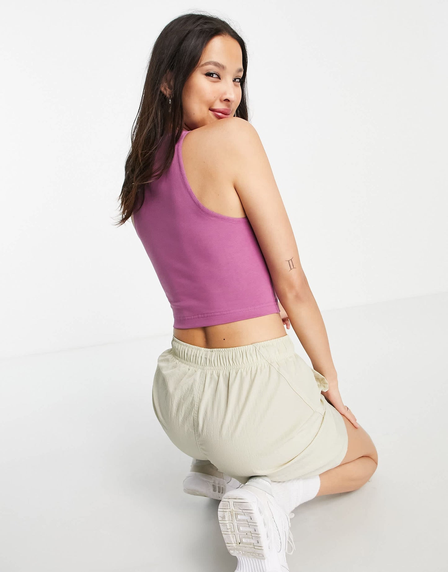 Nike utility graphic logo racer cropped vest in light bordeaux purple