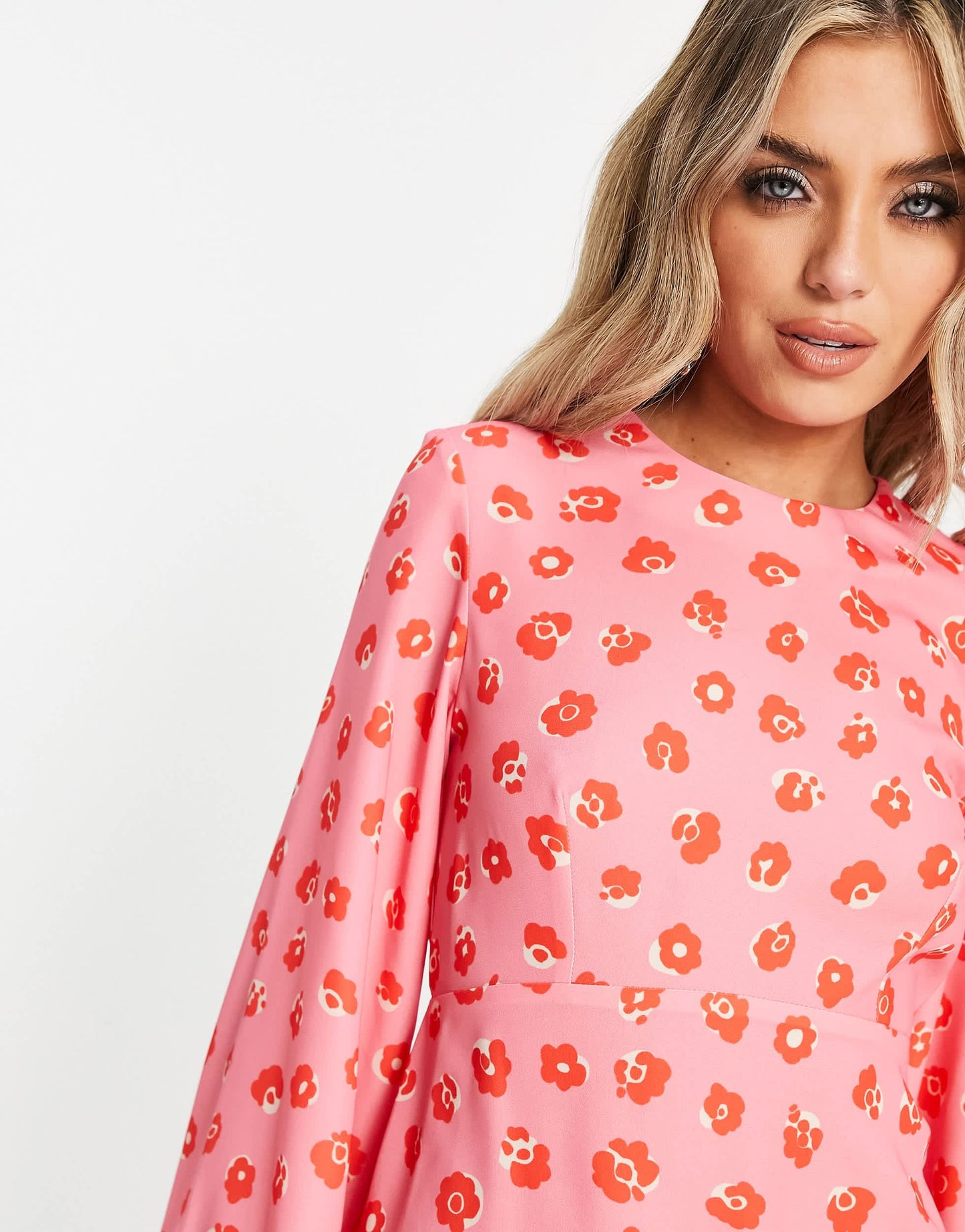 Twisted Wunder bell sleeve mini dress in painted floral