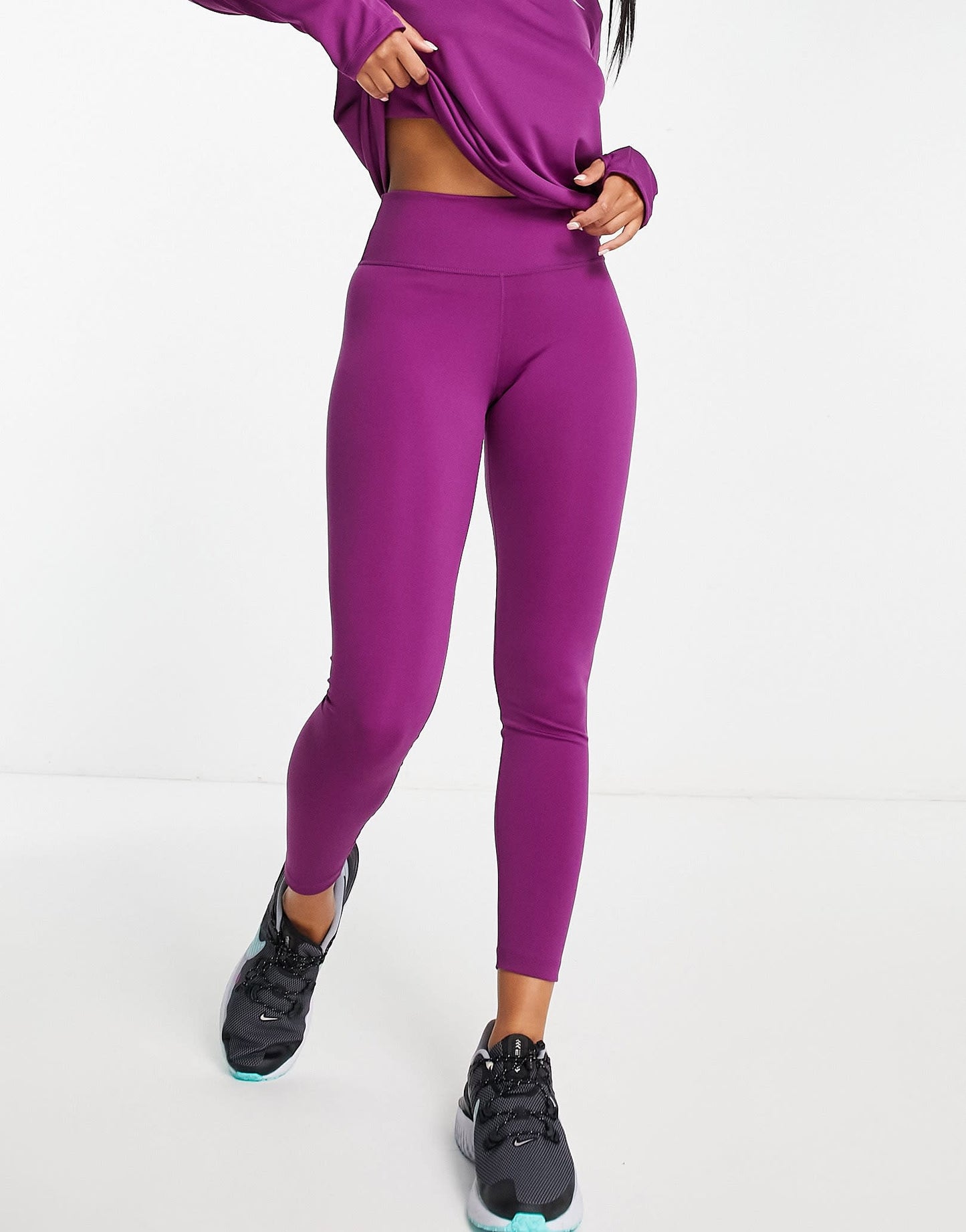Nike One Training Dri-FIT midrise graphic 7/8 legings in pink
