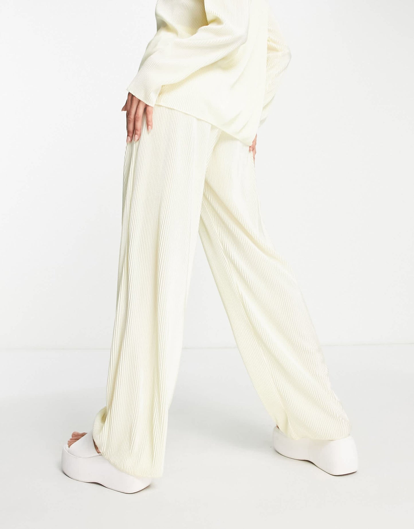 NaaNaa plisse trouser co-ord in cream