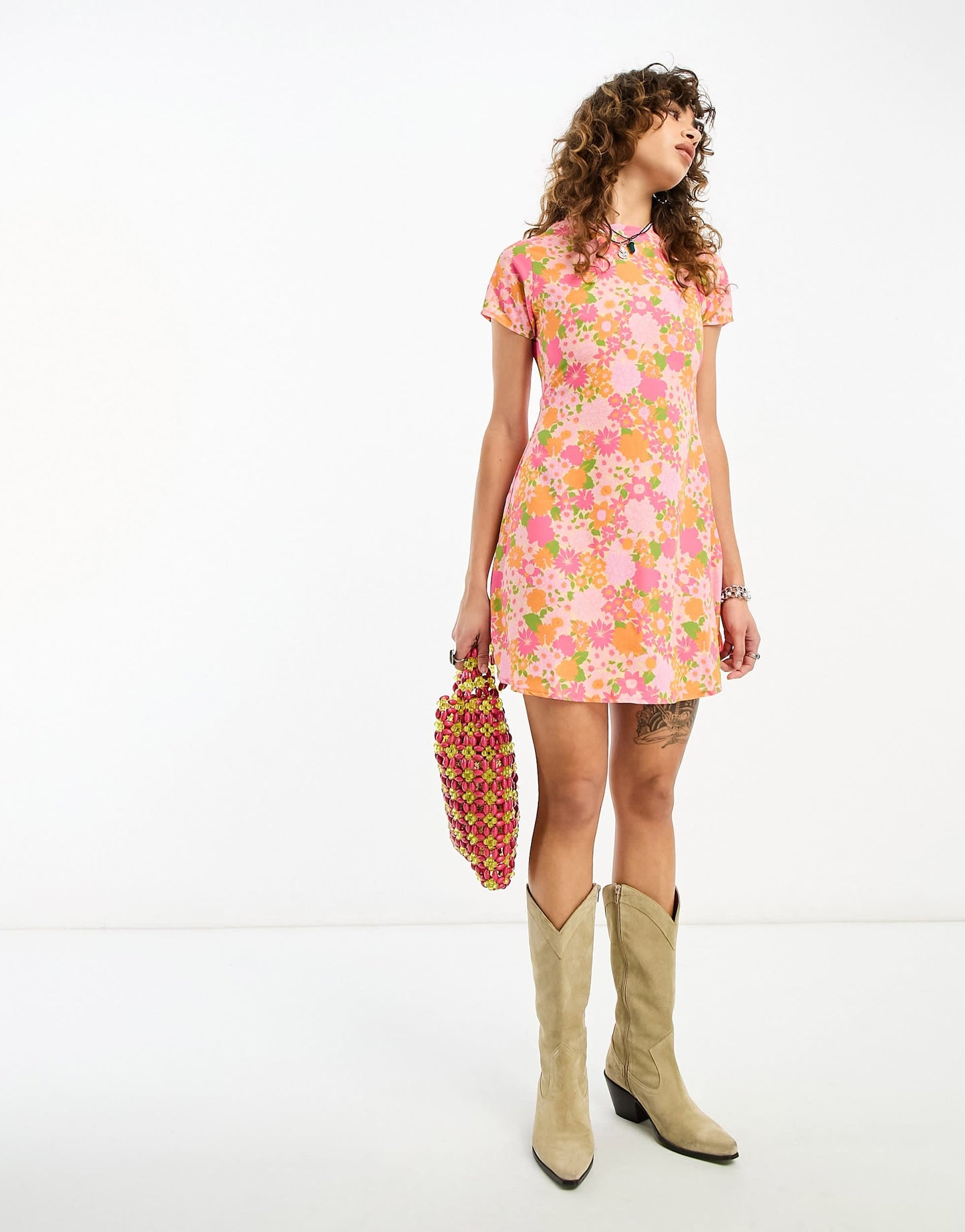 Reclaimed Vintage inspired tea dress in 70s floral