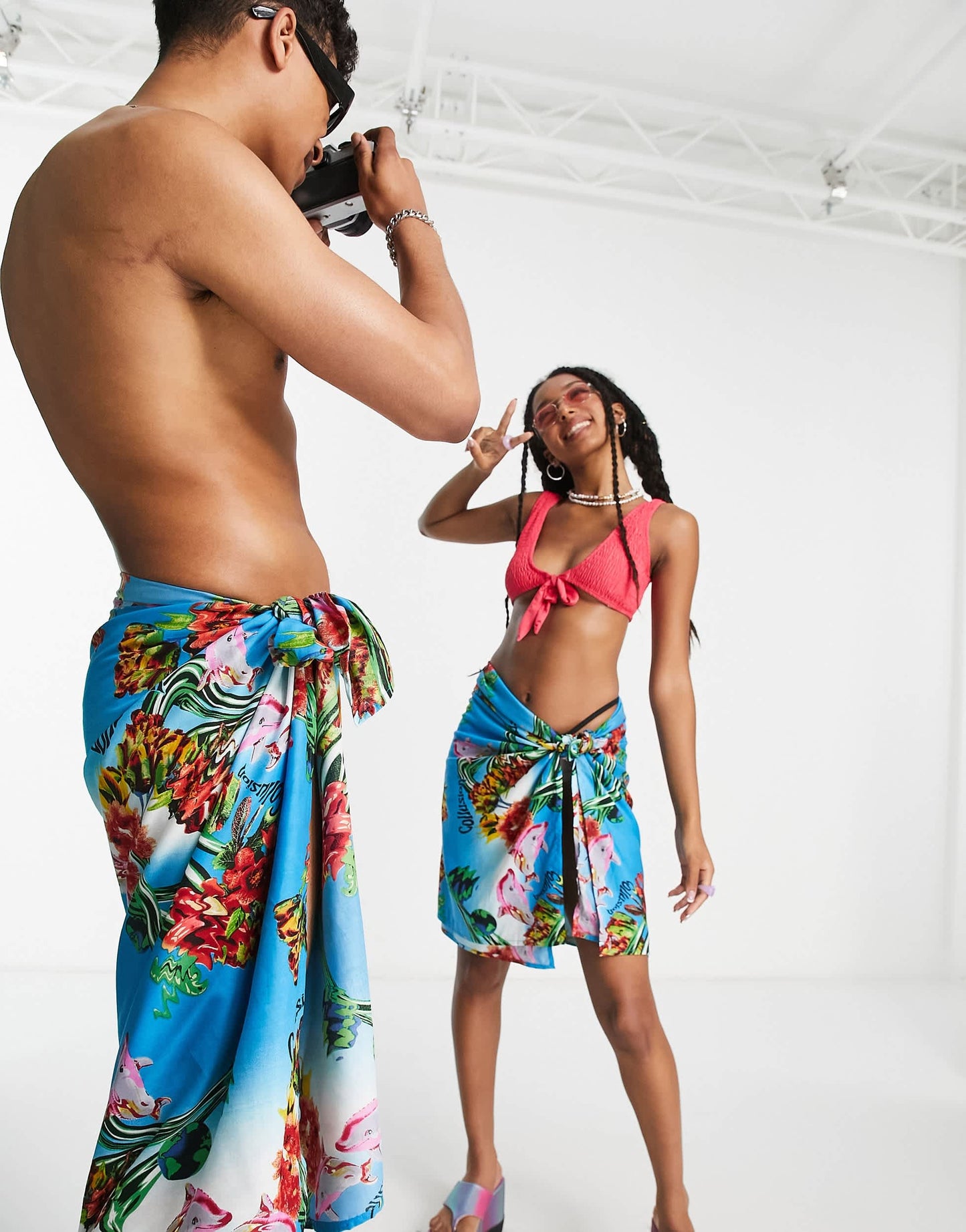 COLLUSION Unisex floral print midi woven sarong in multi - MULTI