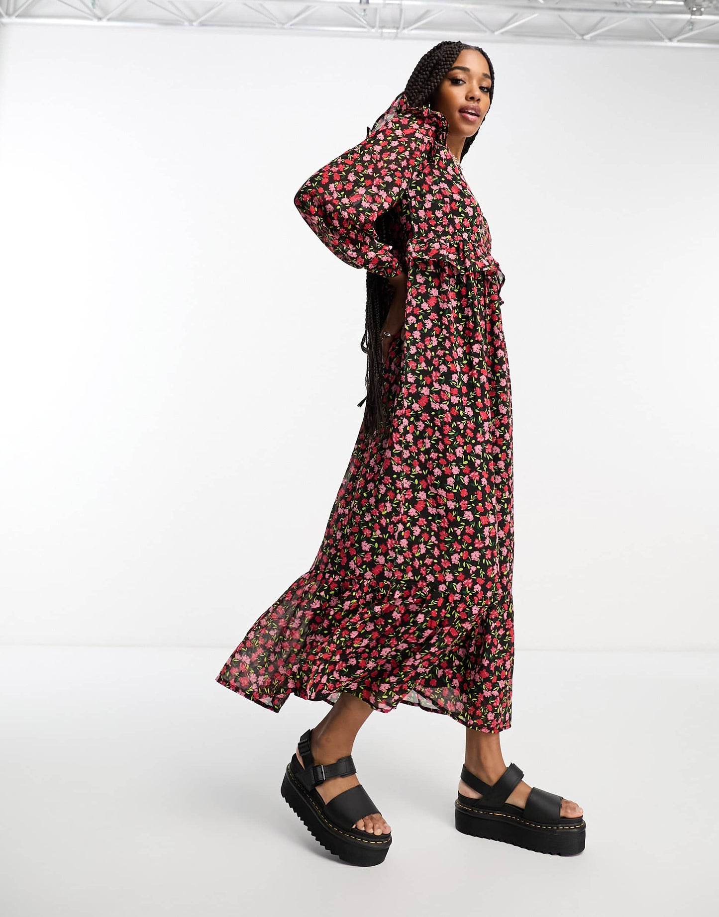 Violet Romance Tall tiered midi dress in floral print