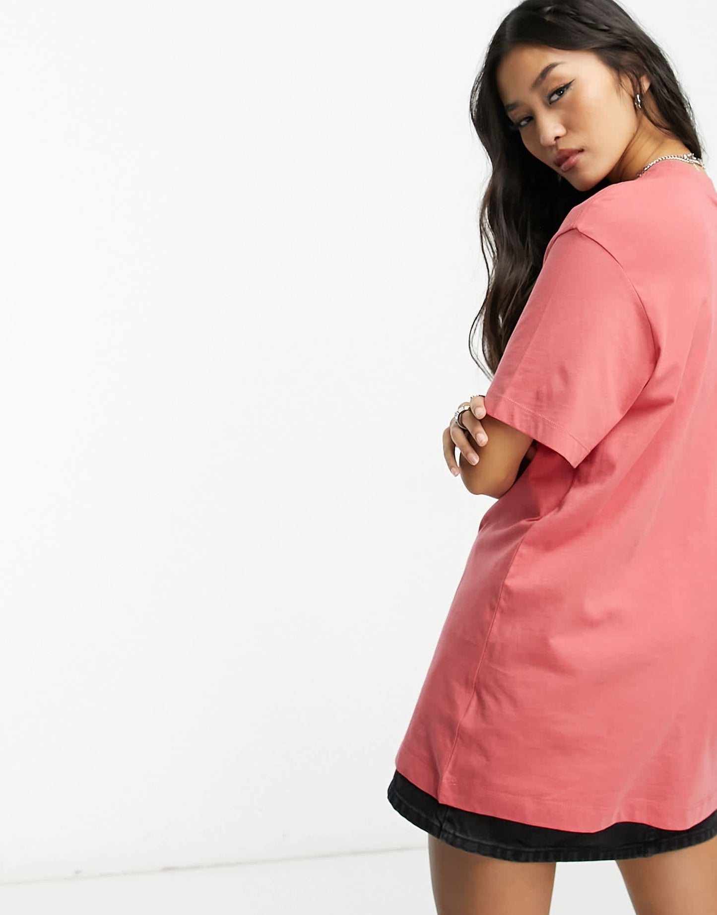 Nike Midi Swoosh t-shirt in adobe pink