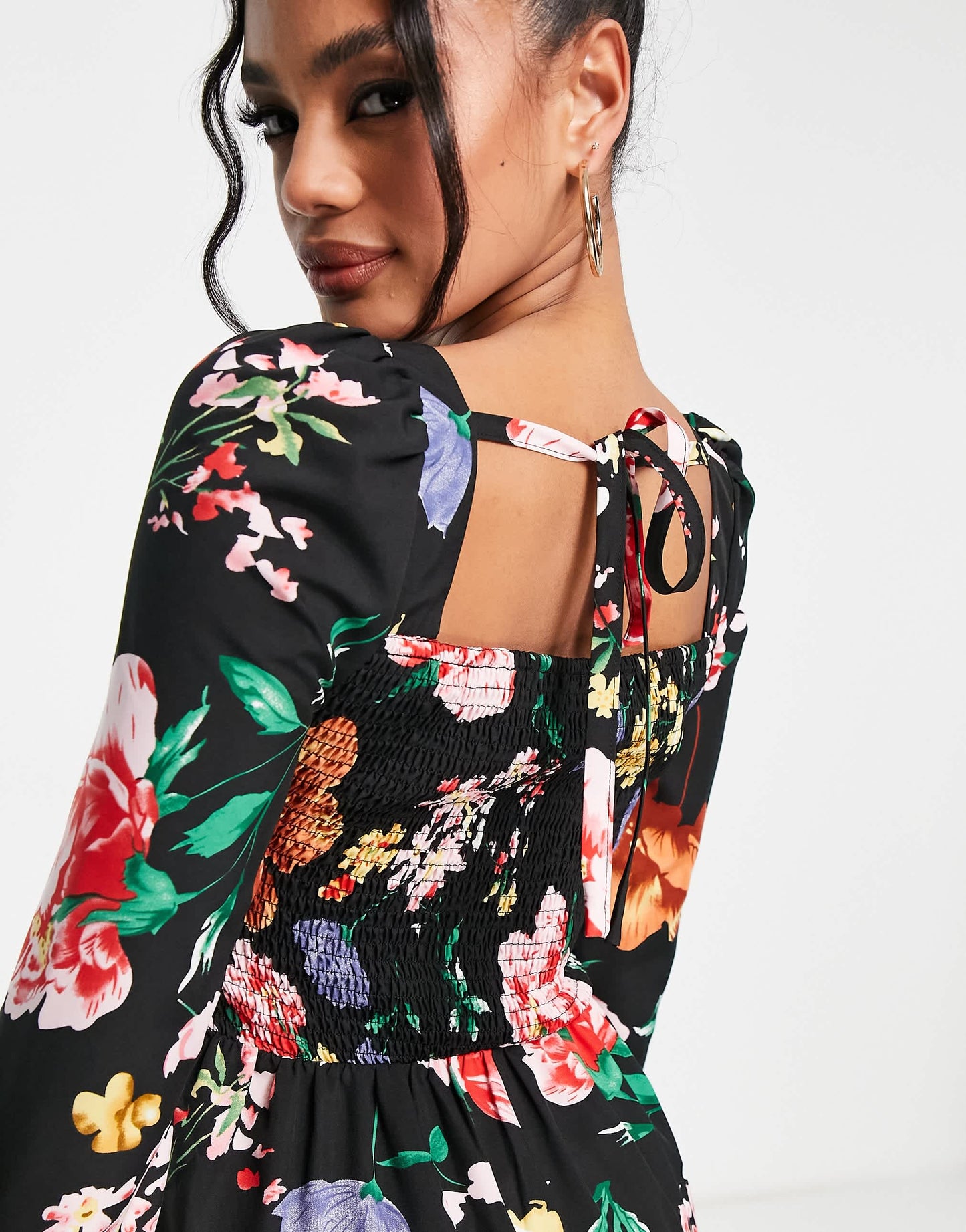 QED London square neck ruched bust tie back midi dress in large floral print