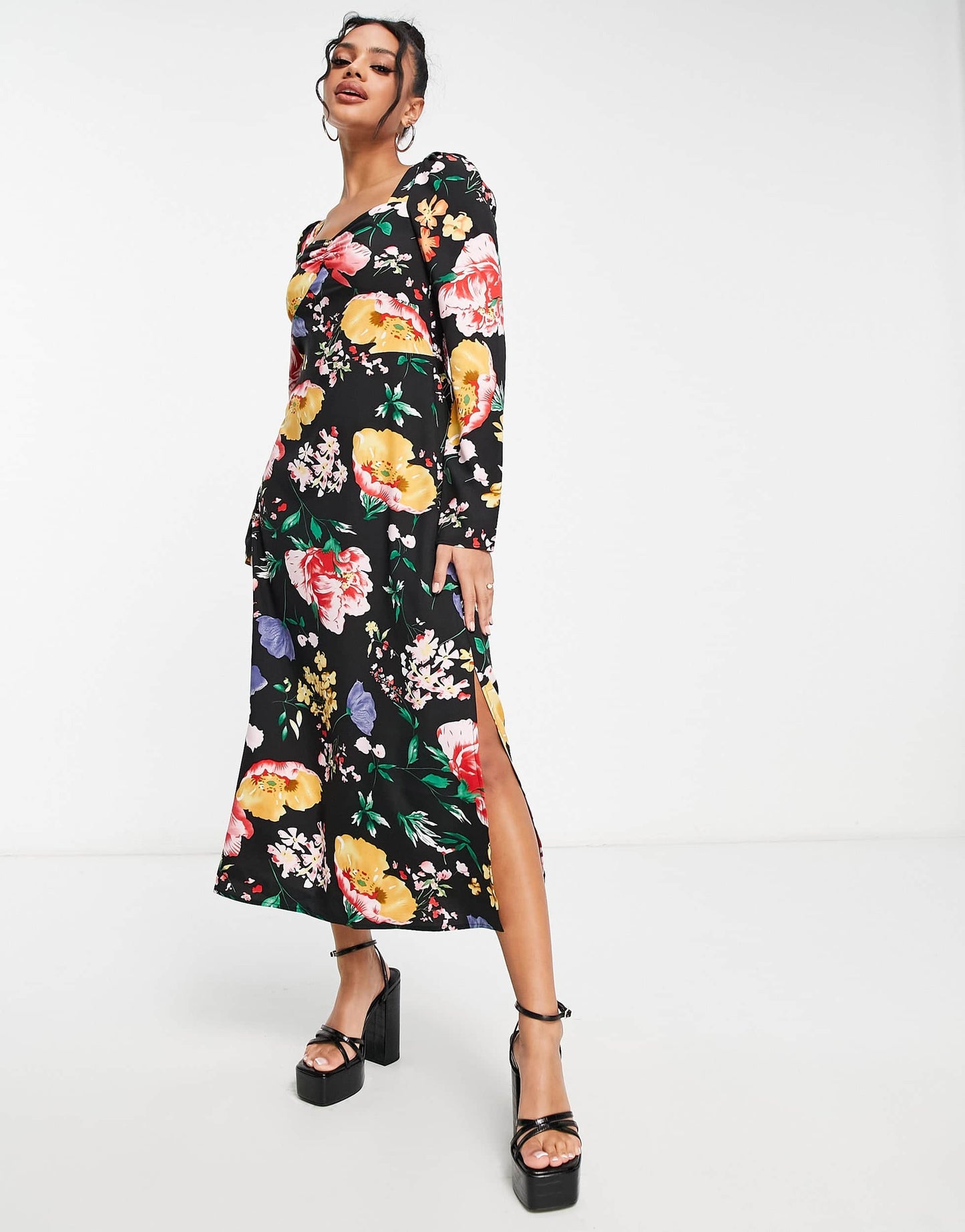 QED London square neck ruched bust tie back midi dress in large floral print