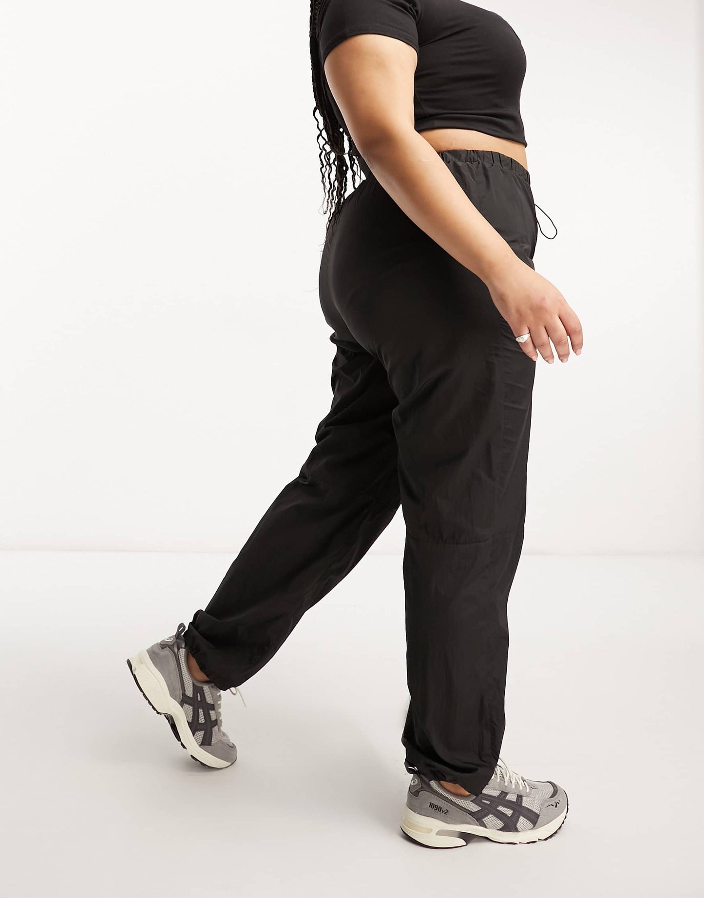 Heartbreak Plus parachute wide leg trousers in black