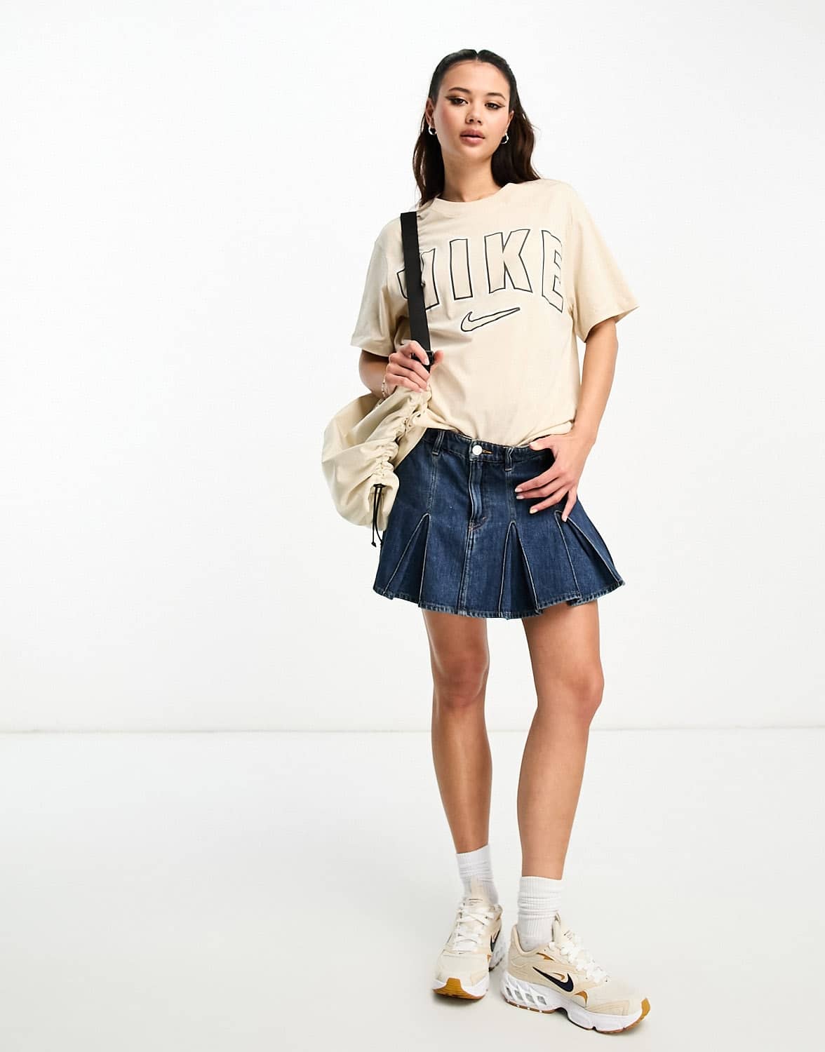 Nike varsity boyfriend t-shirt in sanddrift beige