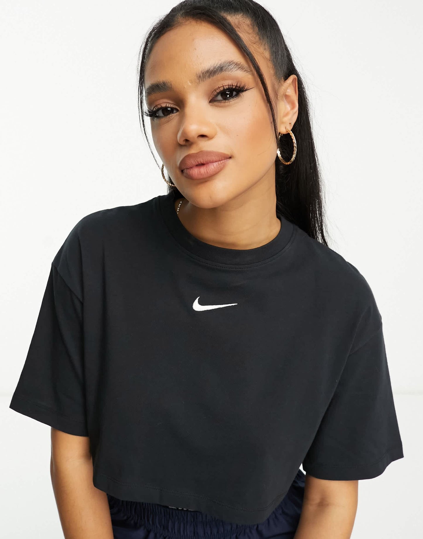 Nike trend crop t-shirt in black