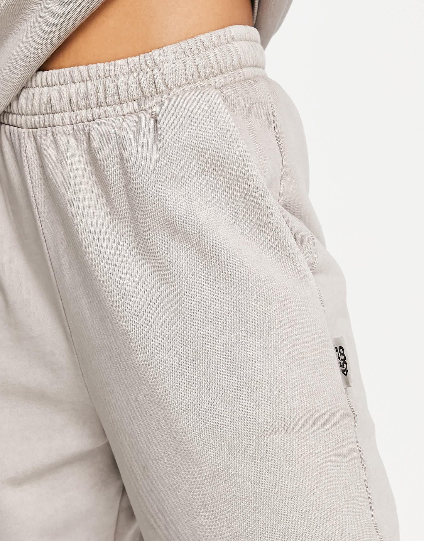 4505 ultimate joggers in oat milk