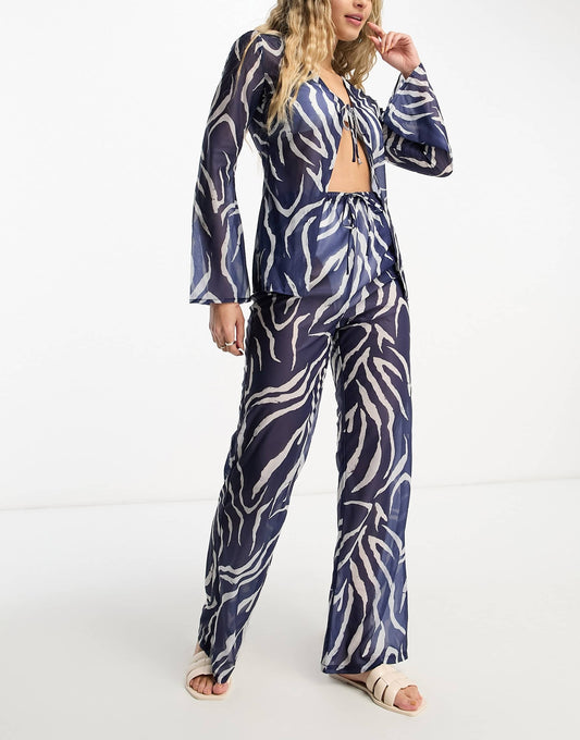 4th & Reckless sorrel sheer tie front trouser co-ord in navy zebra print