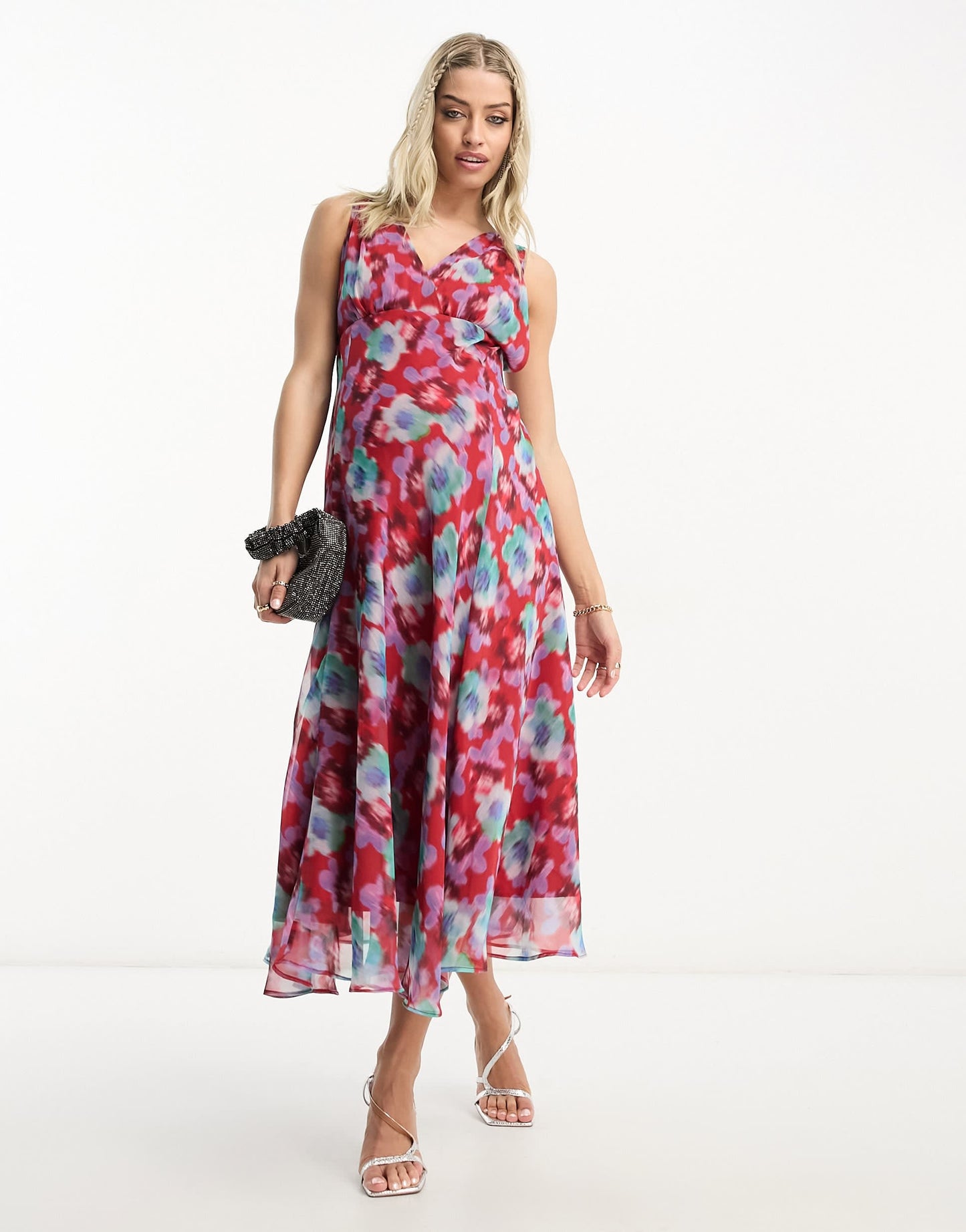 Hope & Ivy Maternity sleeveless midaxi dress in blurred red floral