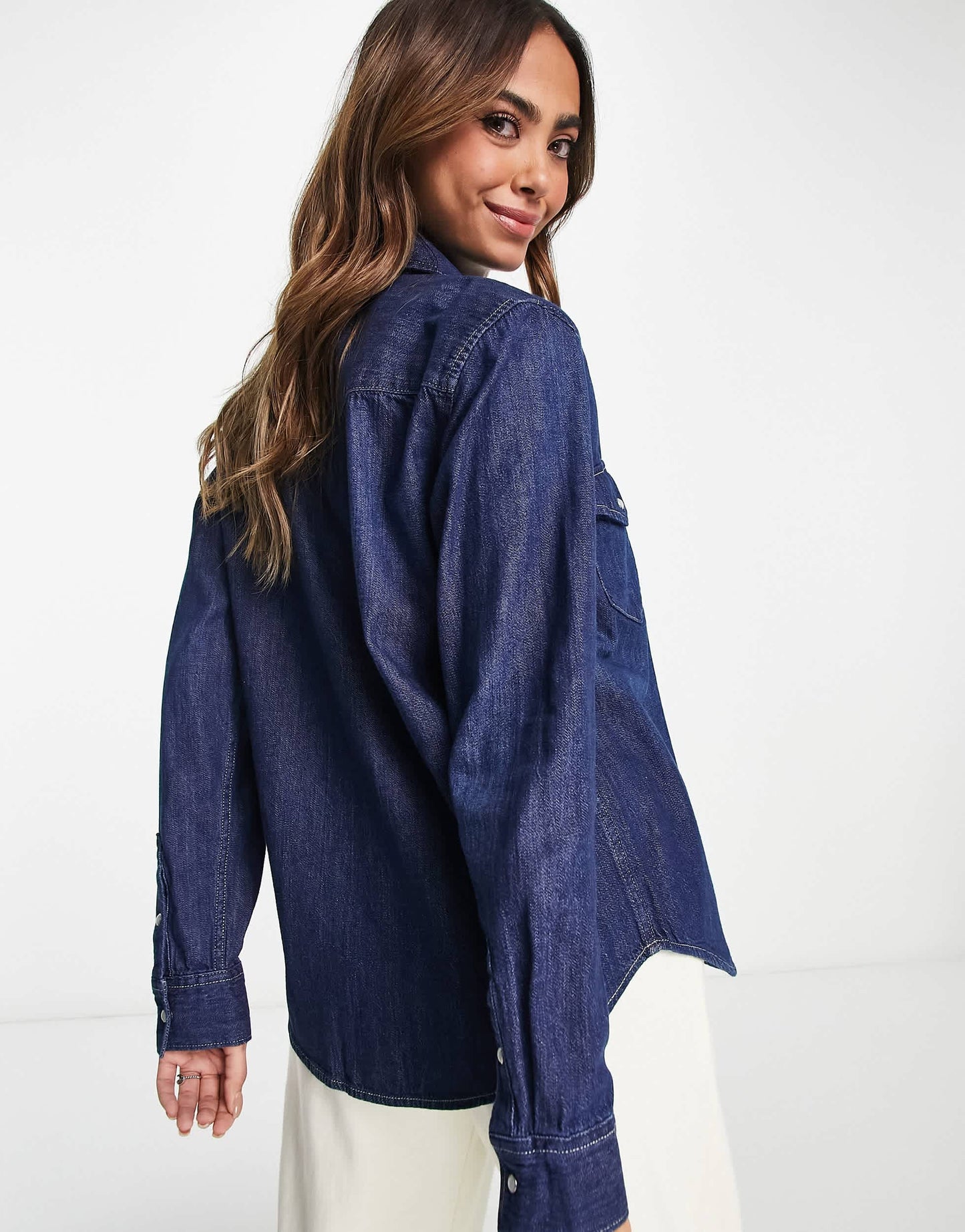 Levi's essential western denim shirt in mid wash blue