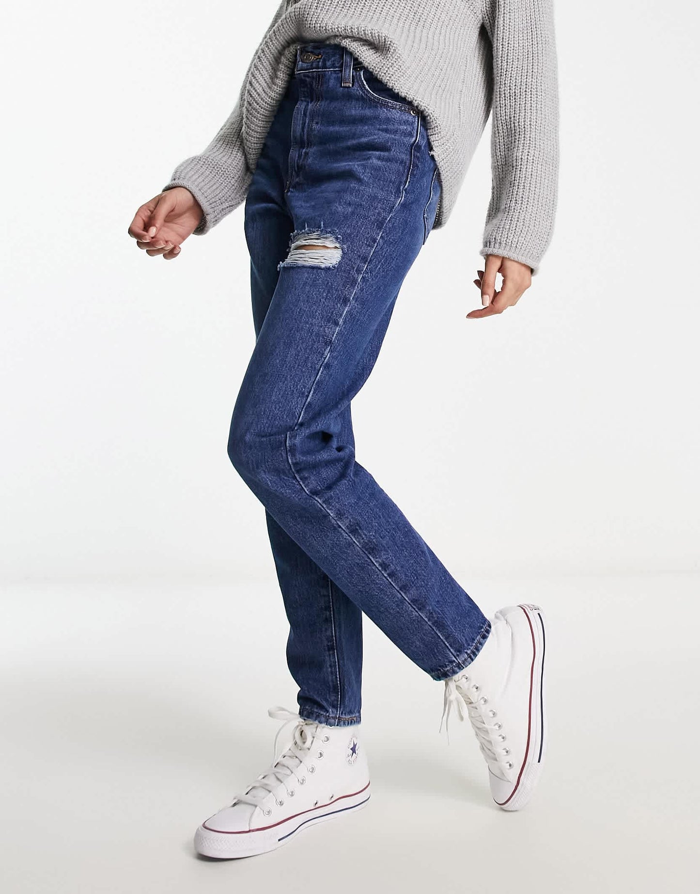 Levi's rip high waisted mom jeans in mid wash
