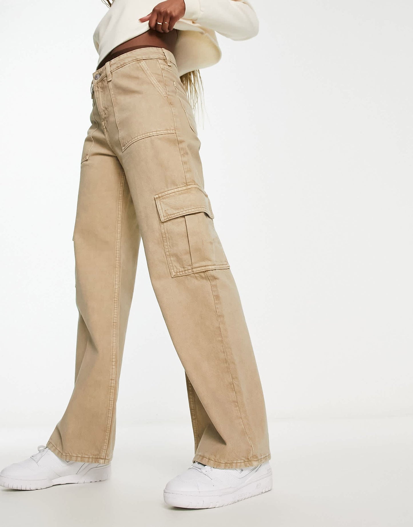 Monki cargo jeans in beige