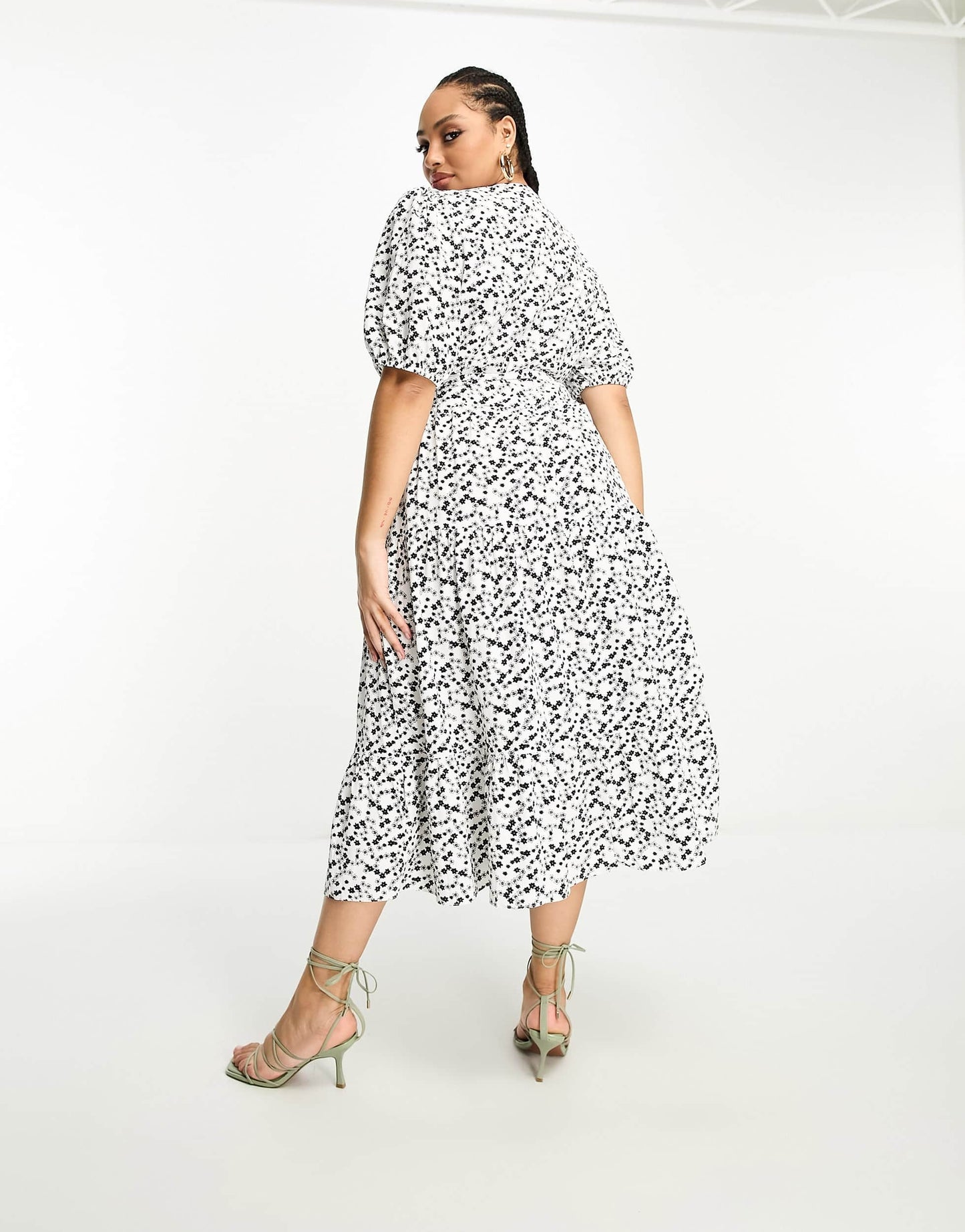 Glamorous Curve short sleeve tie waist wrap maxi dress in black white ditsy