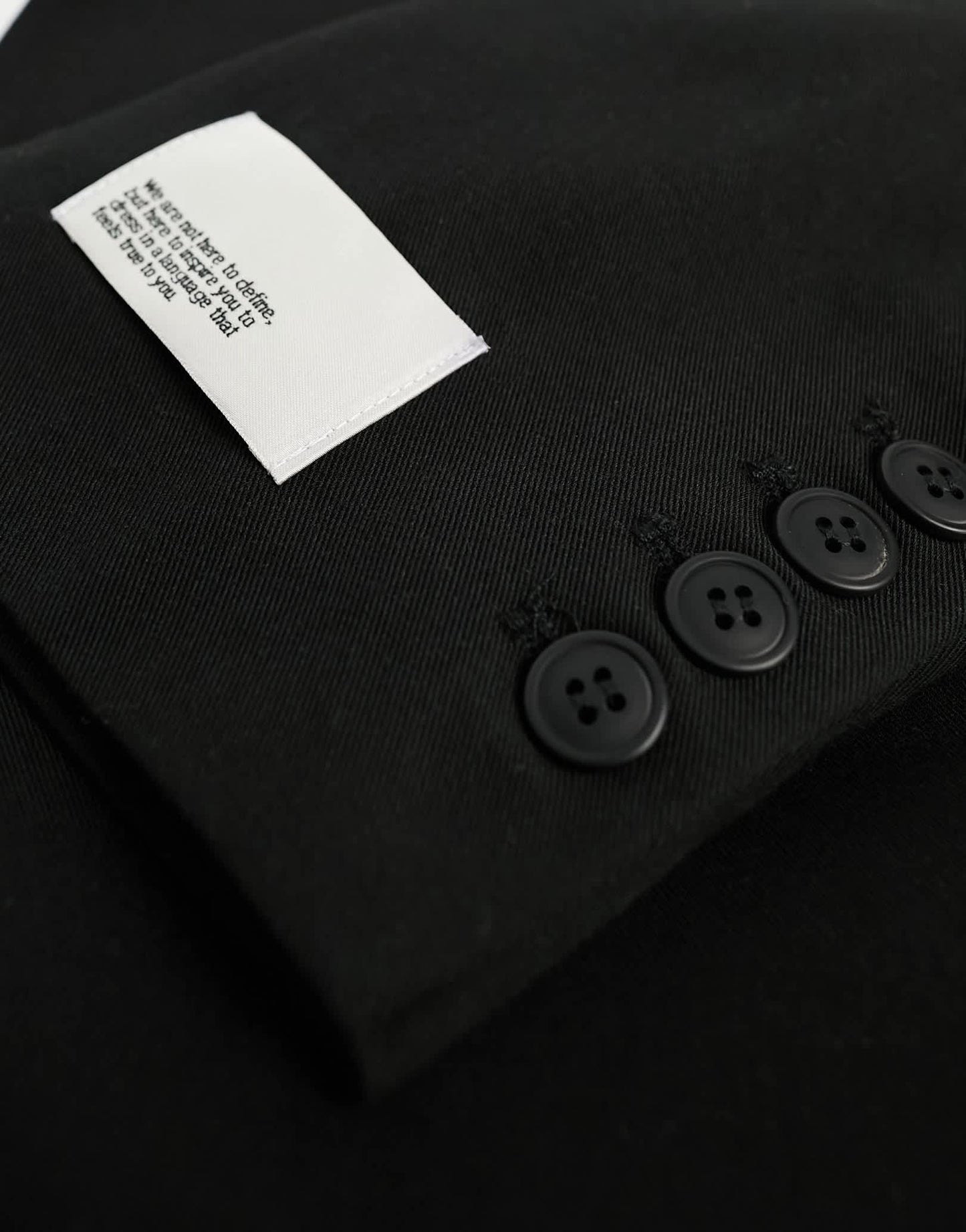 IIQUAL unisex double breasted tailored blazer co-ord in black