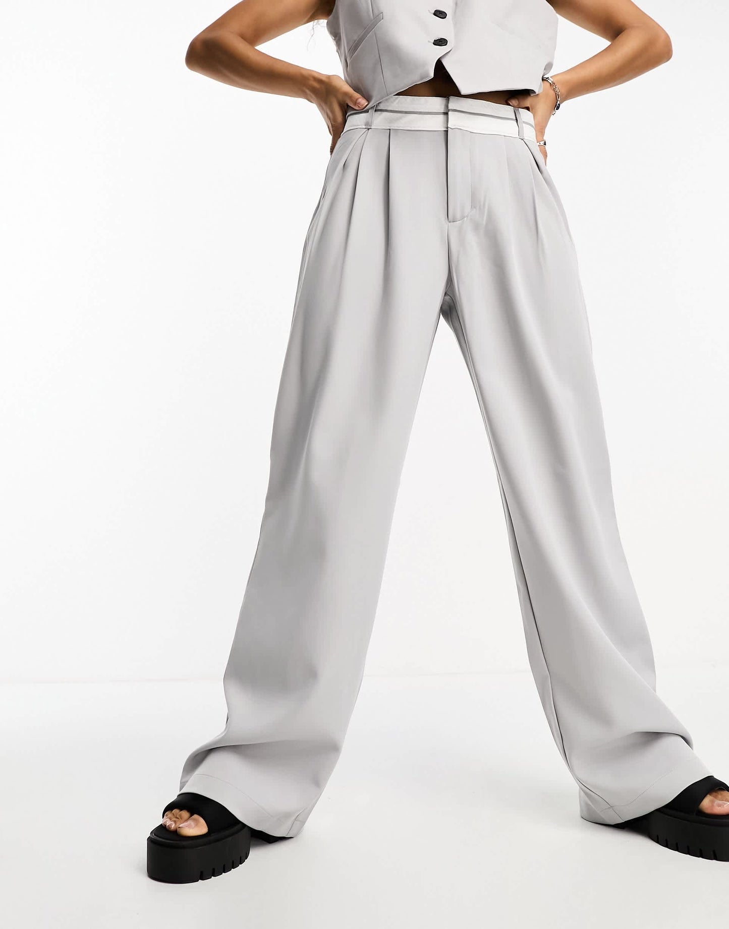 Only contrast waistband tailored trouser co-ord in grey