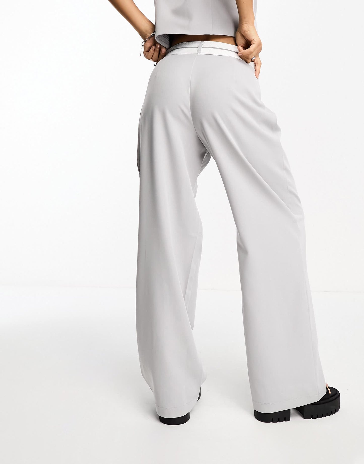 Only contrast waistband tailored trouser co-ord in grey
