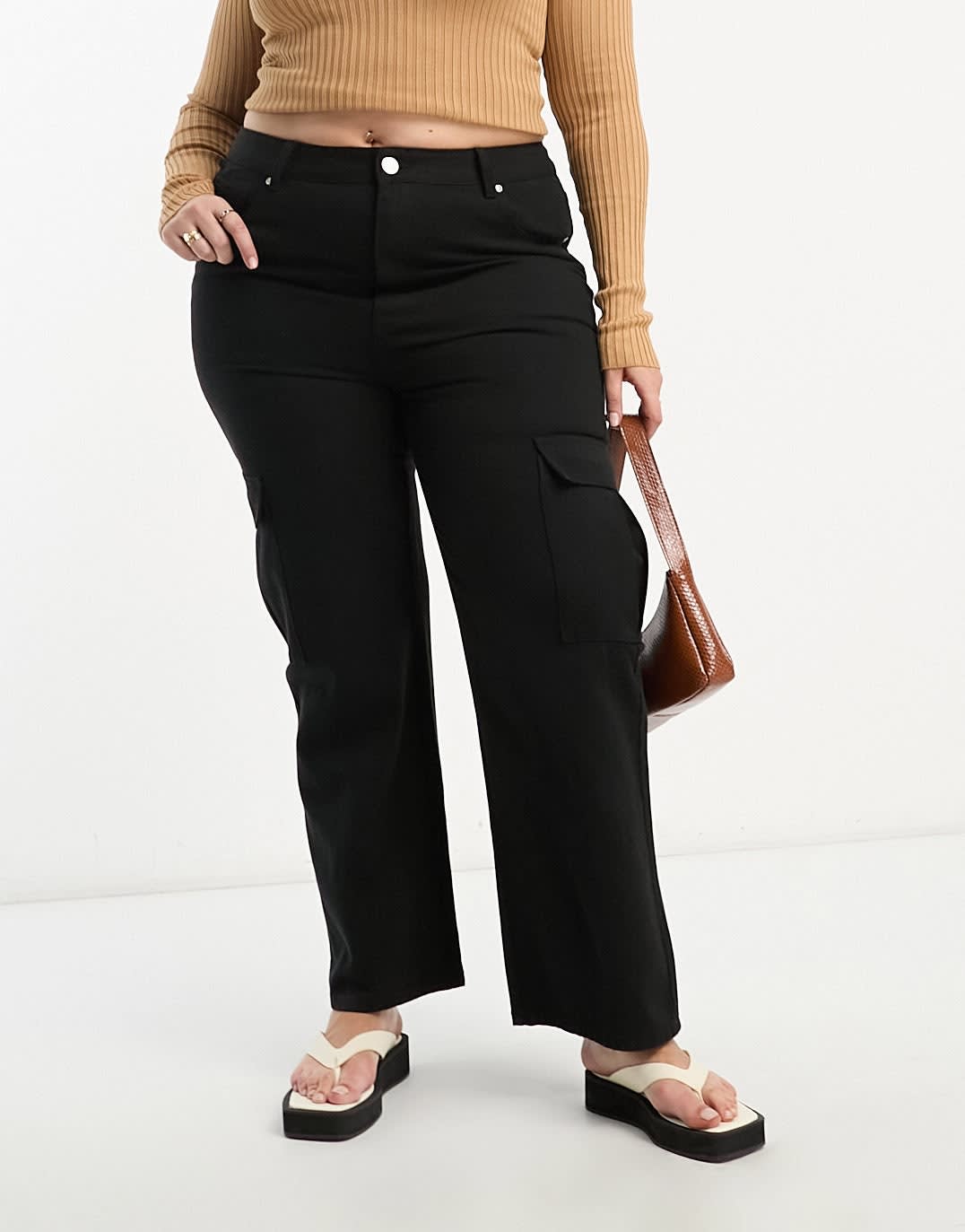 Yours straight leg cargo jean in black