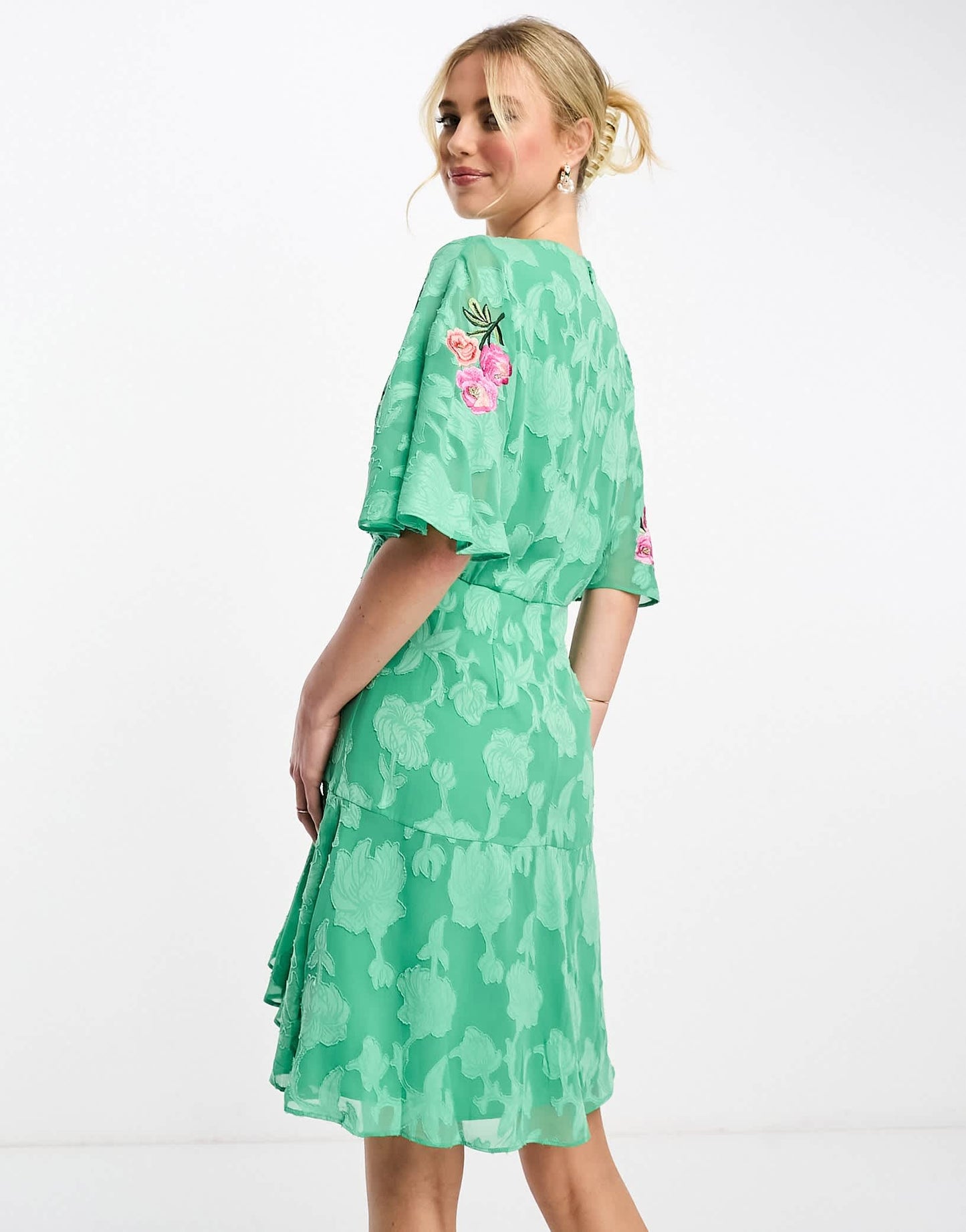Hope & Ivy flutter sleeve embroidered sequin mini dress in green
