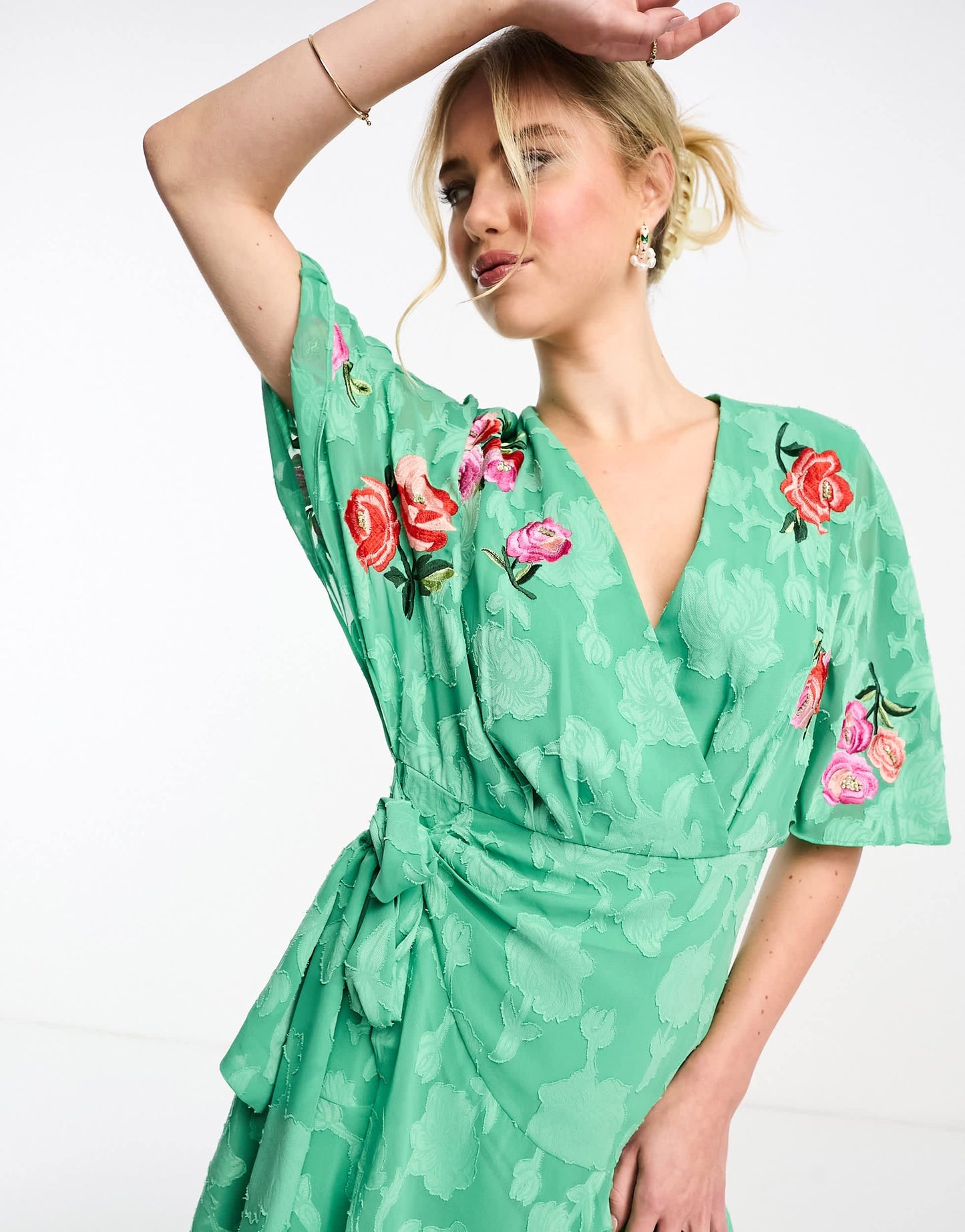 Hope & Ivy flutter sleeve embroidered sequin mini dress in green