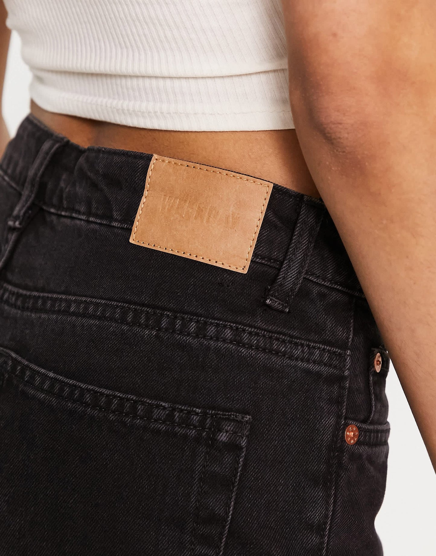 Weekday Pin mid rise straight leg jeans in black