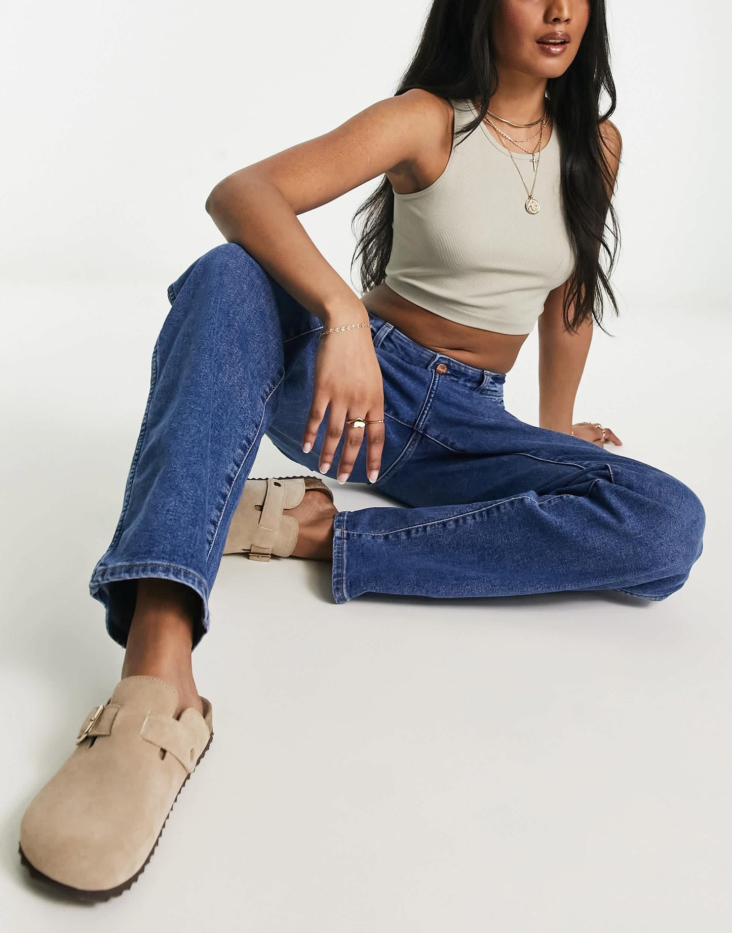 Wrangler mom straight fit jean in mid blue