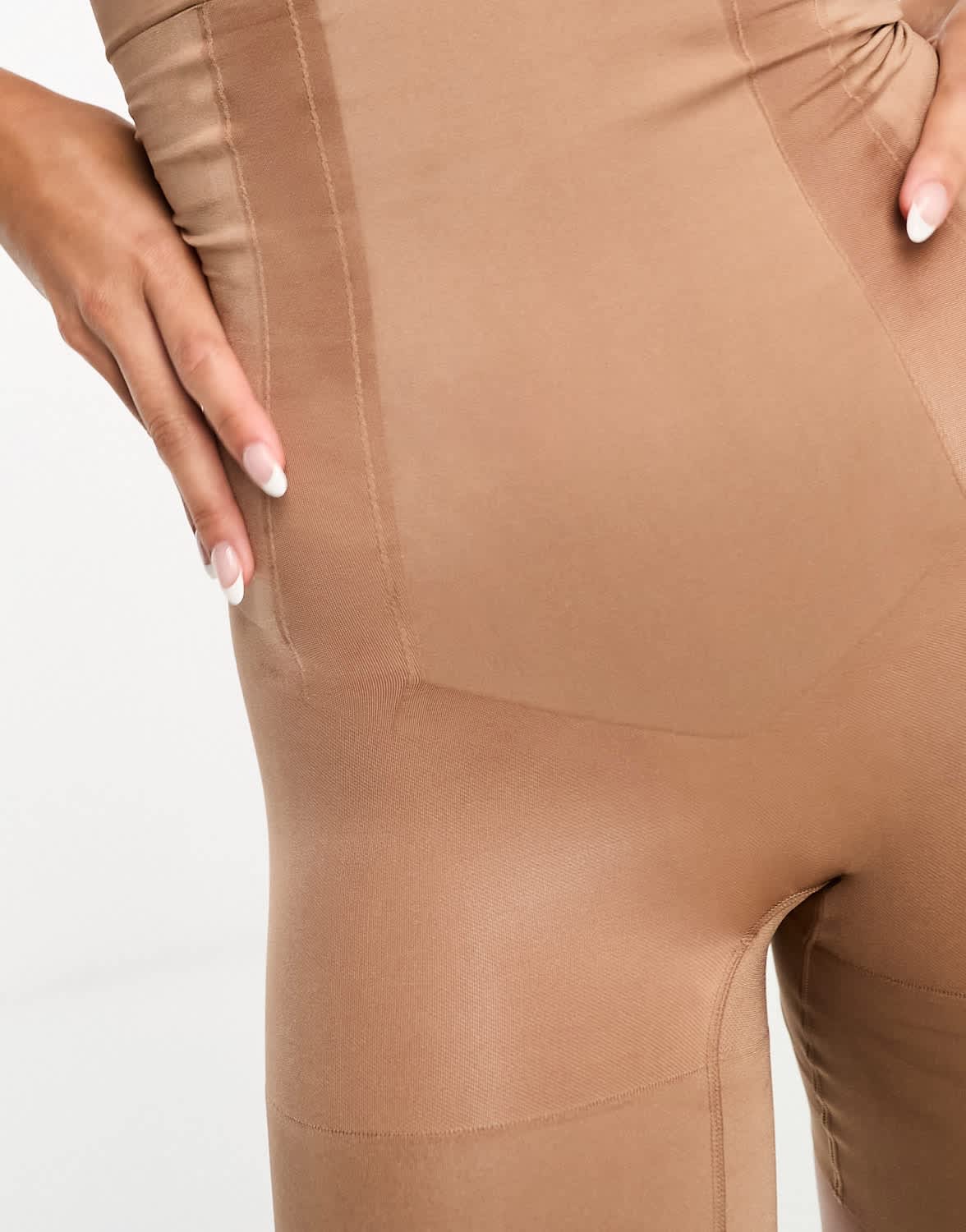 SPANXsculpt Oncore high-waisted mid thigh short in cafe au lait
