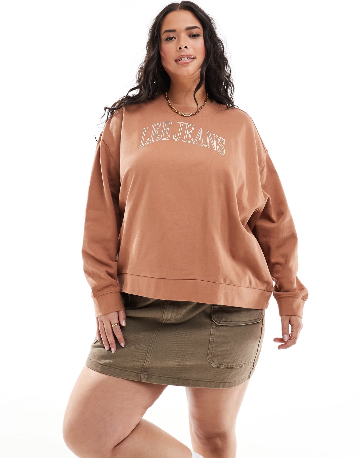 Lee plus varsity logo crew neck sweatshirt in brown
