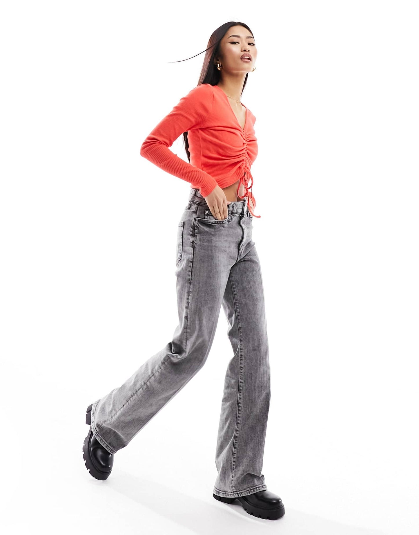 Pieces ruched front top in red