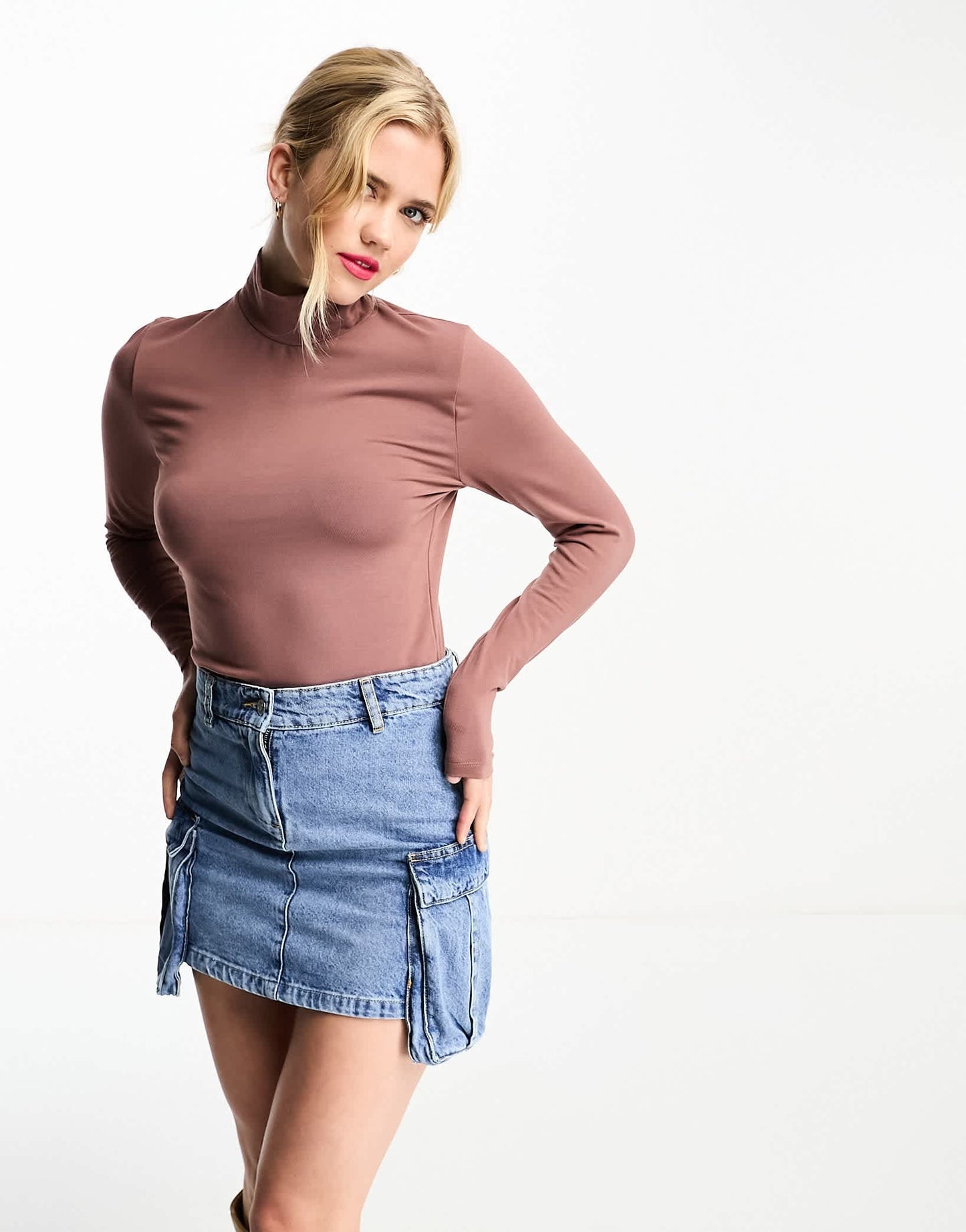 Abercrombie & Fitch long sleeve mock neck top in warm brown