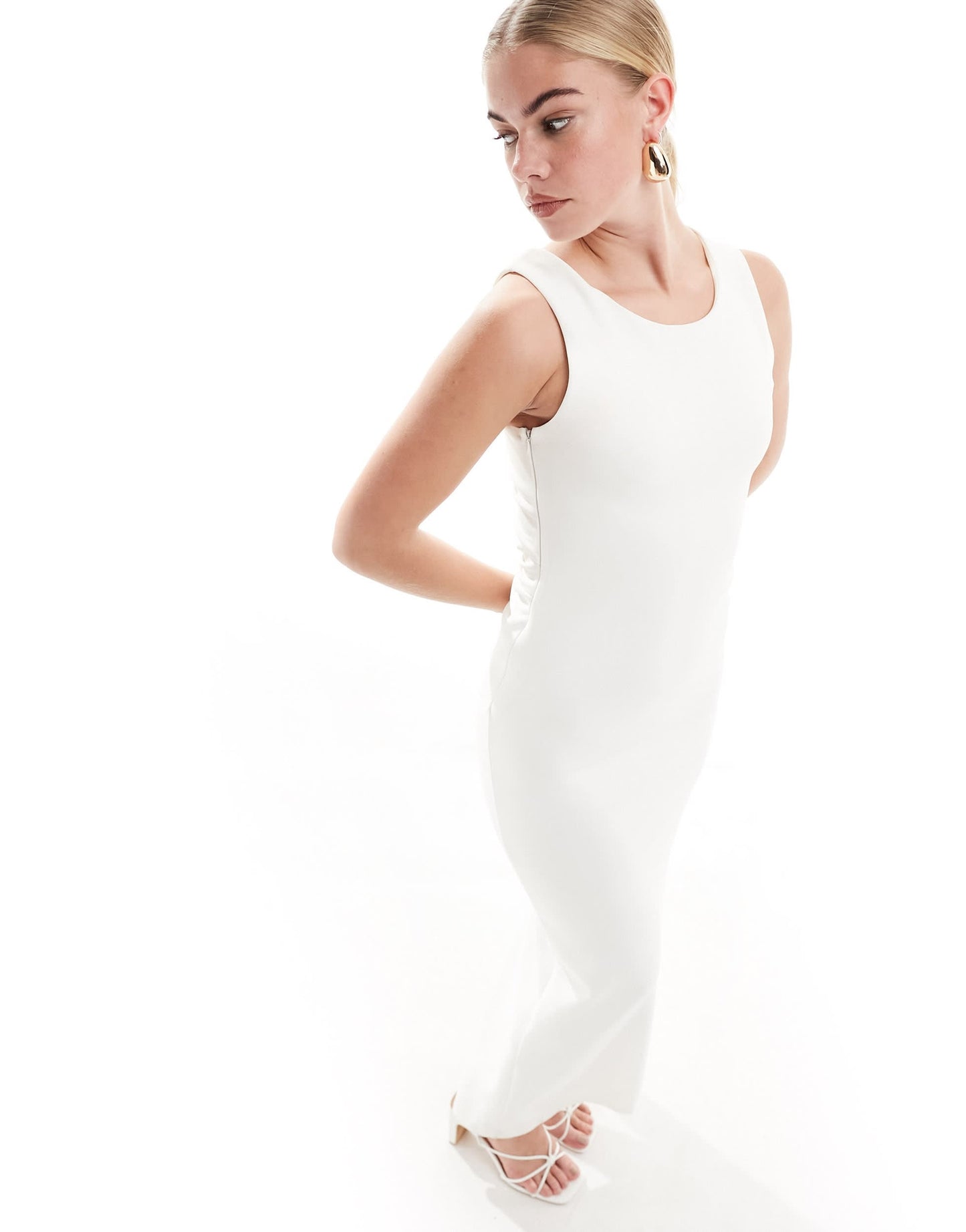 SNDYS wear 2 ways cut out detail dress in white