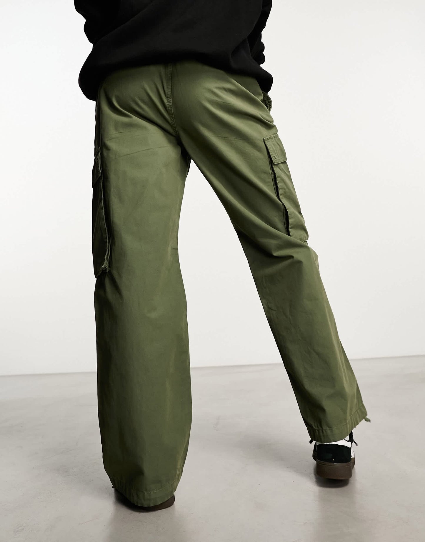 New Look double pocket slim leg cargo in khaki