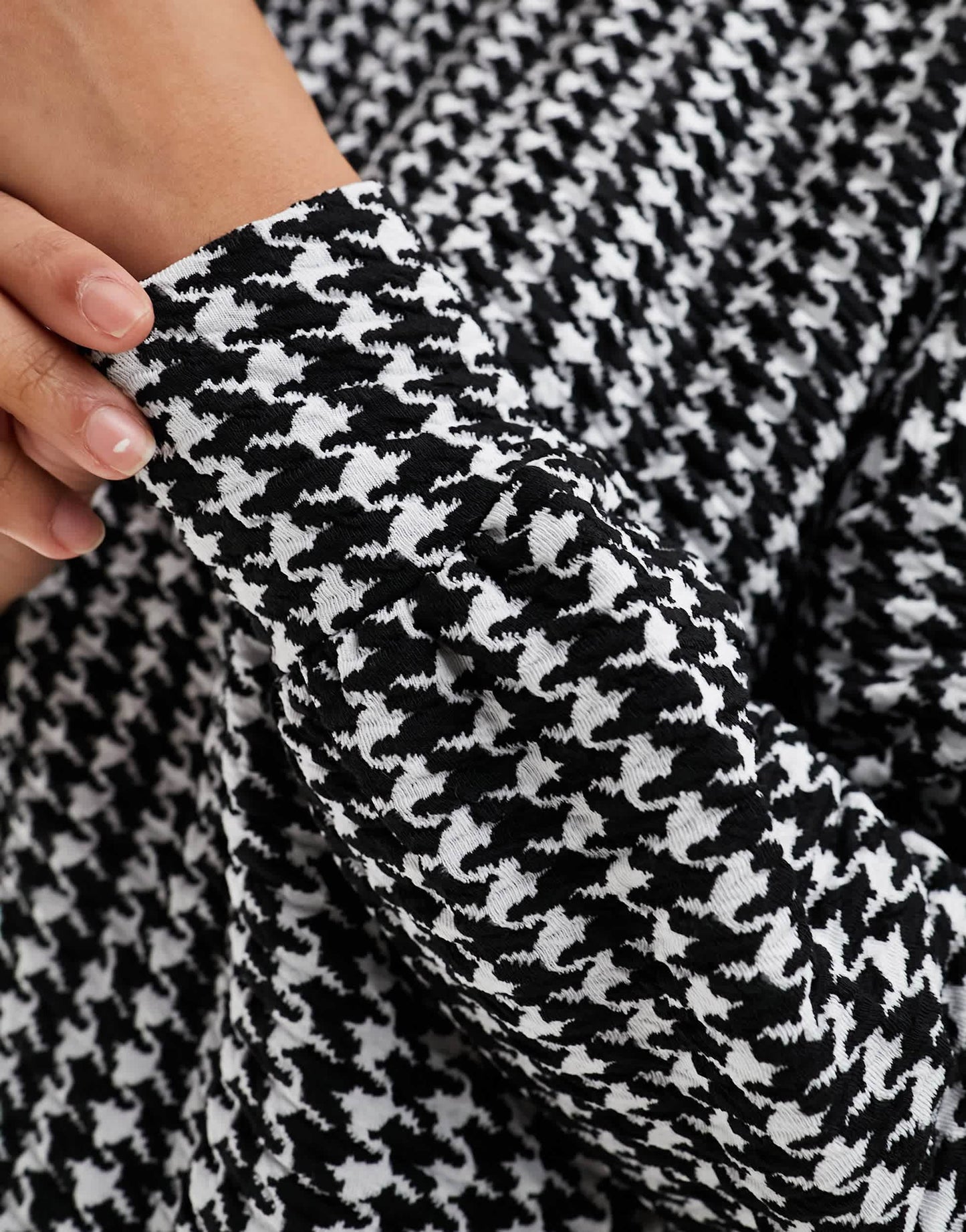 Vero Moda jersey oversized sweat top co-ord in mono houndstooth