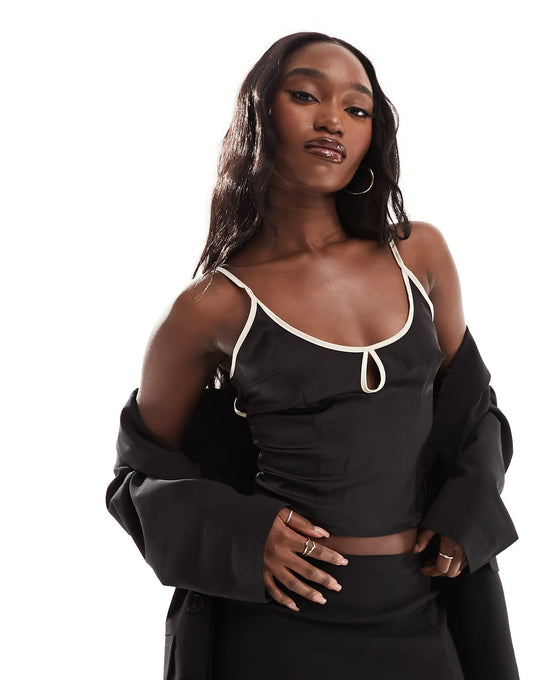Kaiia exclusive contrast edge keyhole tie back cami top in black