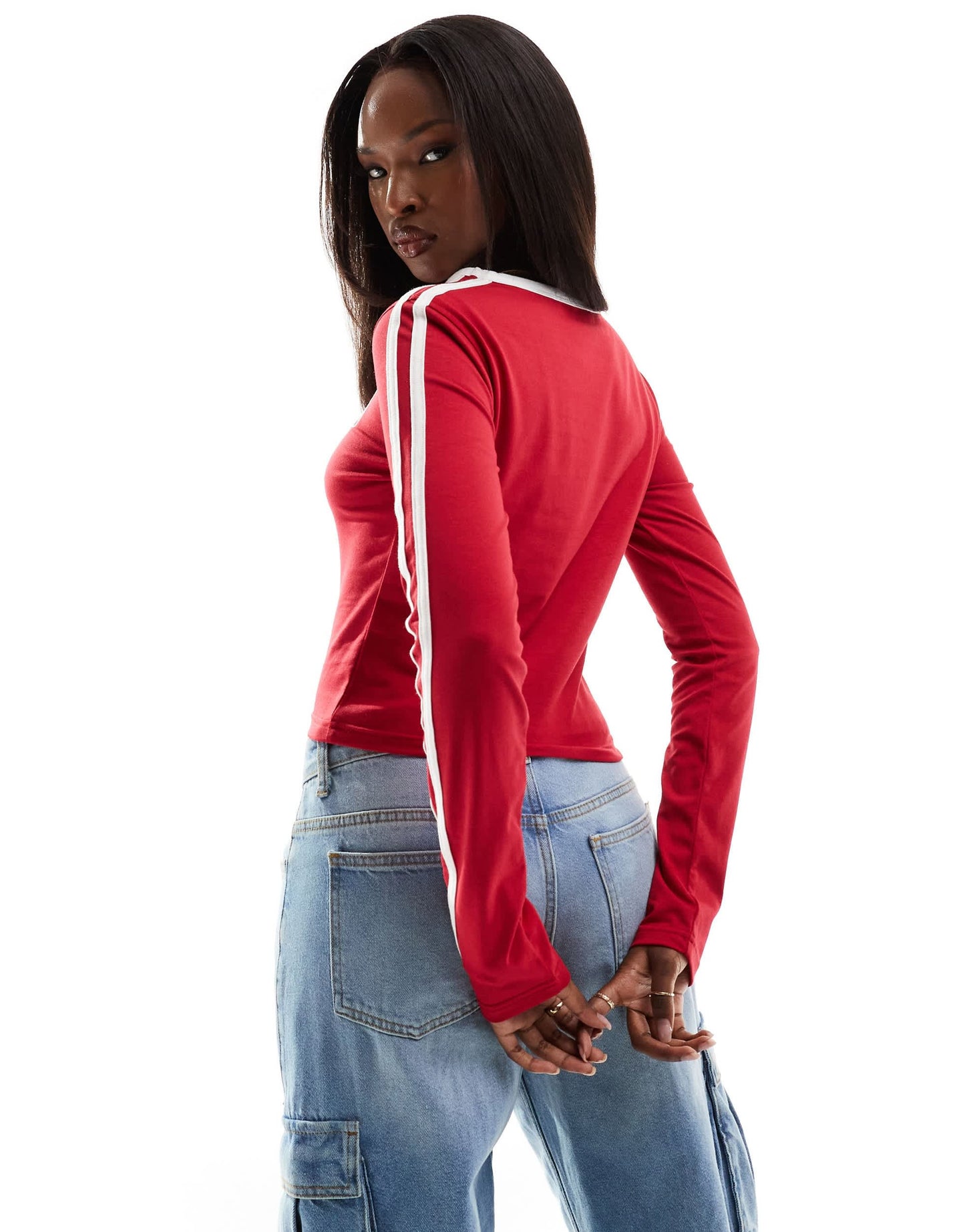 Kaiia contrast stripe fitted long sleeve t-shirt in red