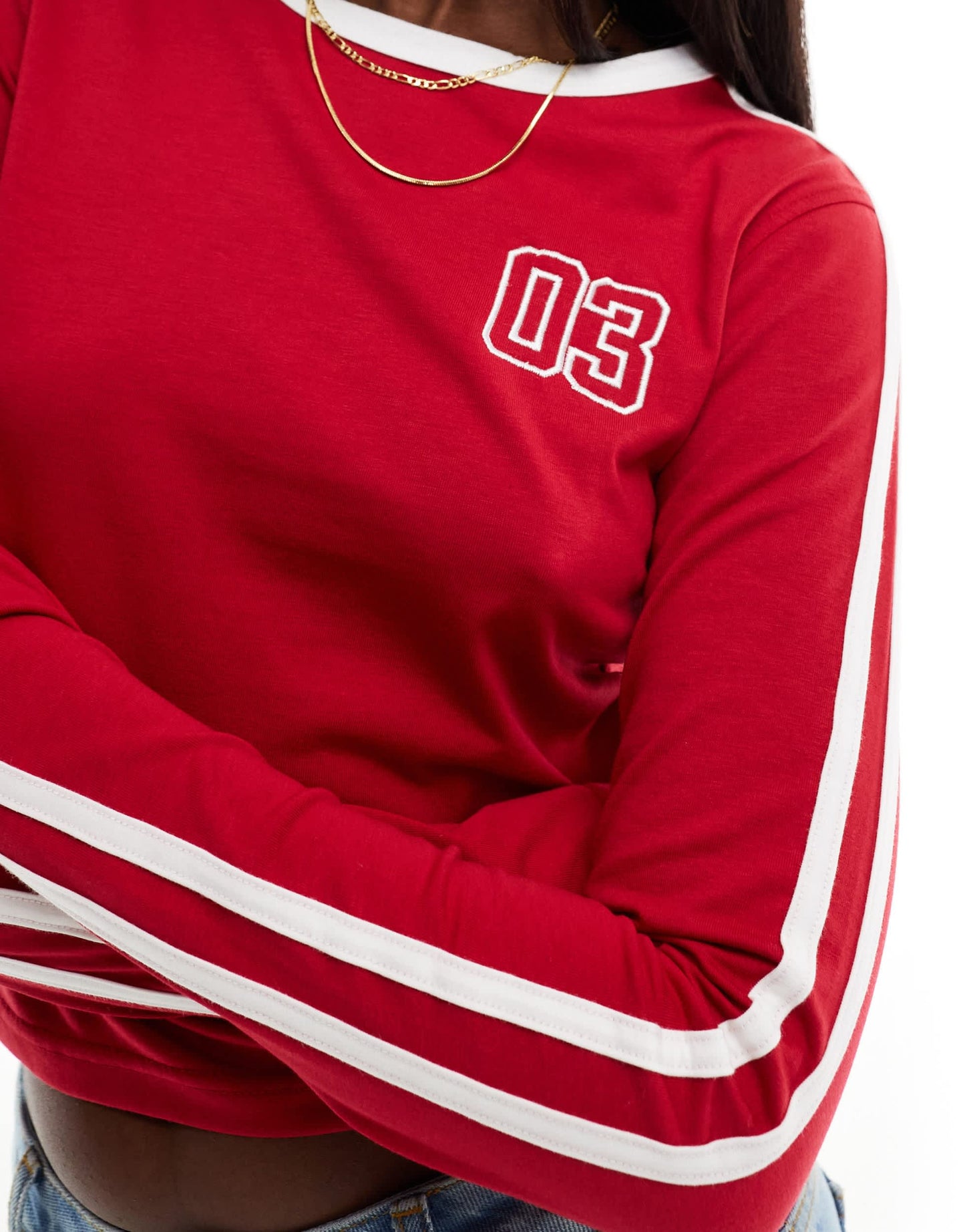 Kaiia contrast stripe fitted long sleeve t-shirt in red