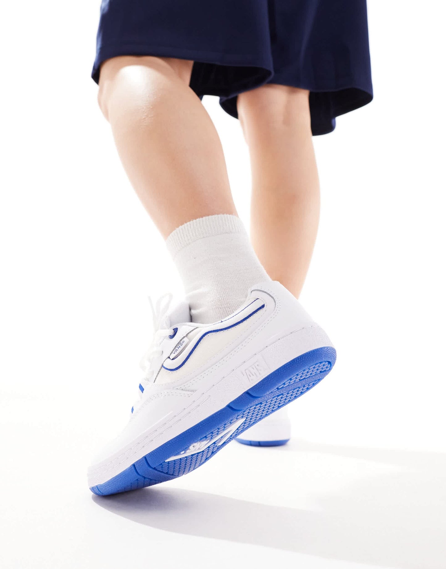 Vans Speed trainers in white and blue