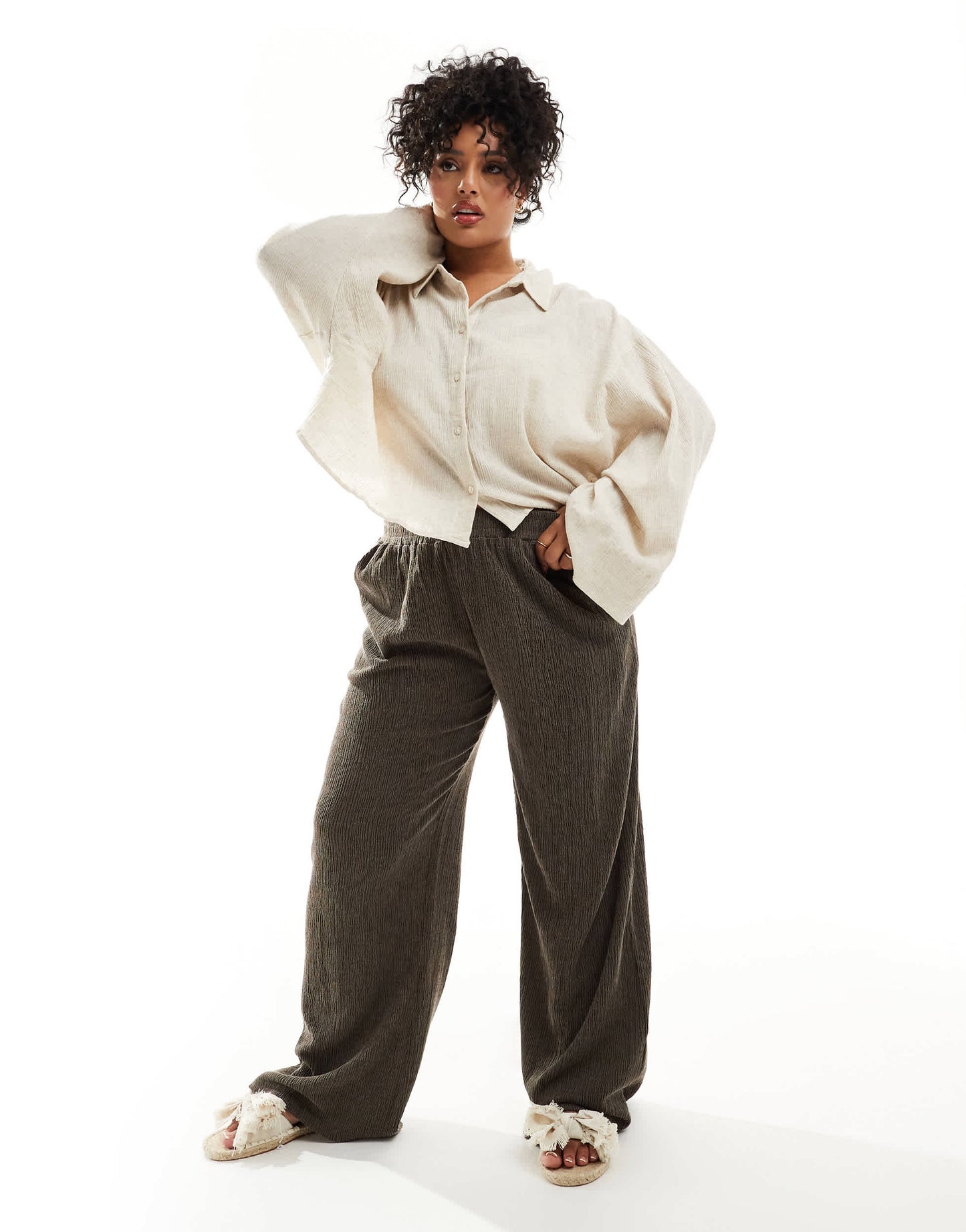 ASOS DESIGN Curve textured wide leg trouser in chocolate