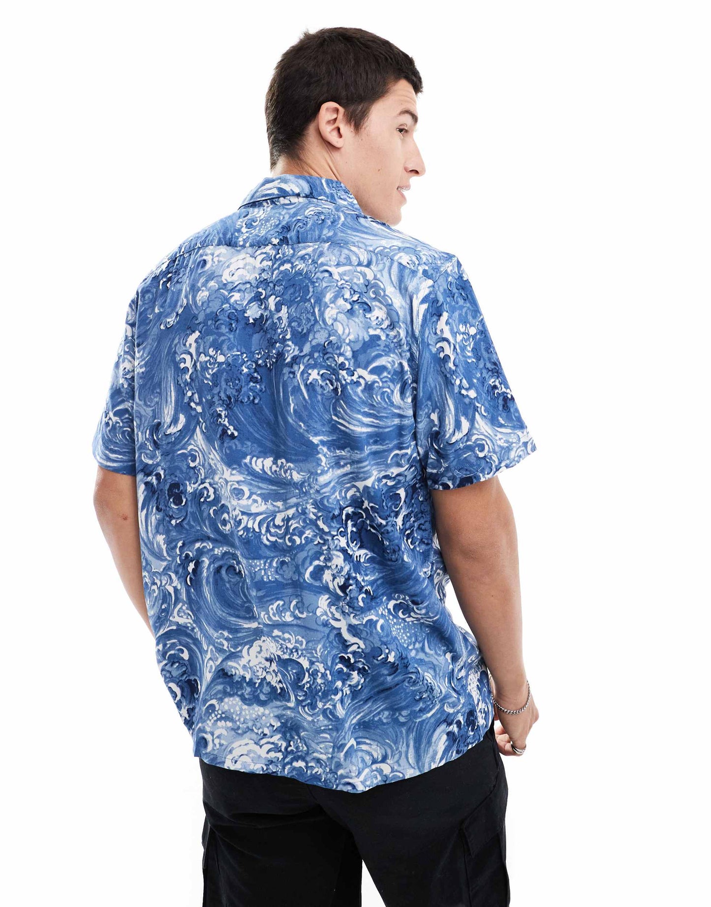 Levi's short sleeve waves print revere collar relaxed fit camper shirt  in navy