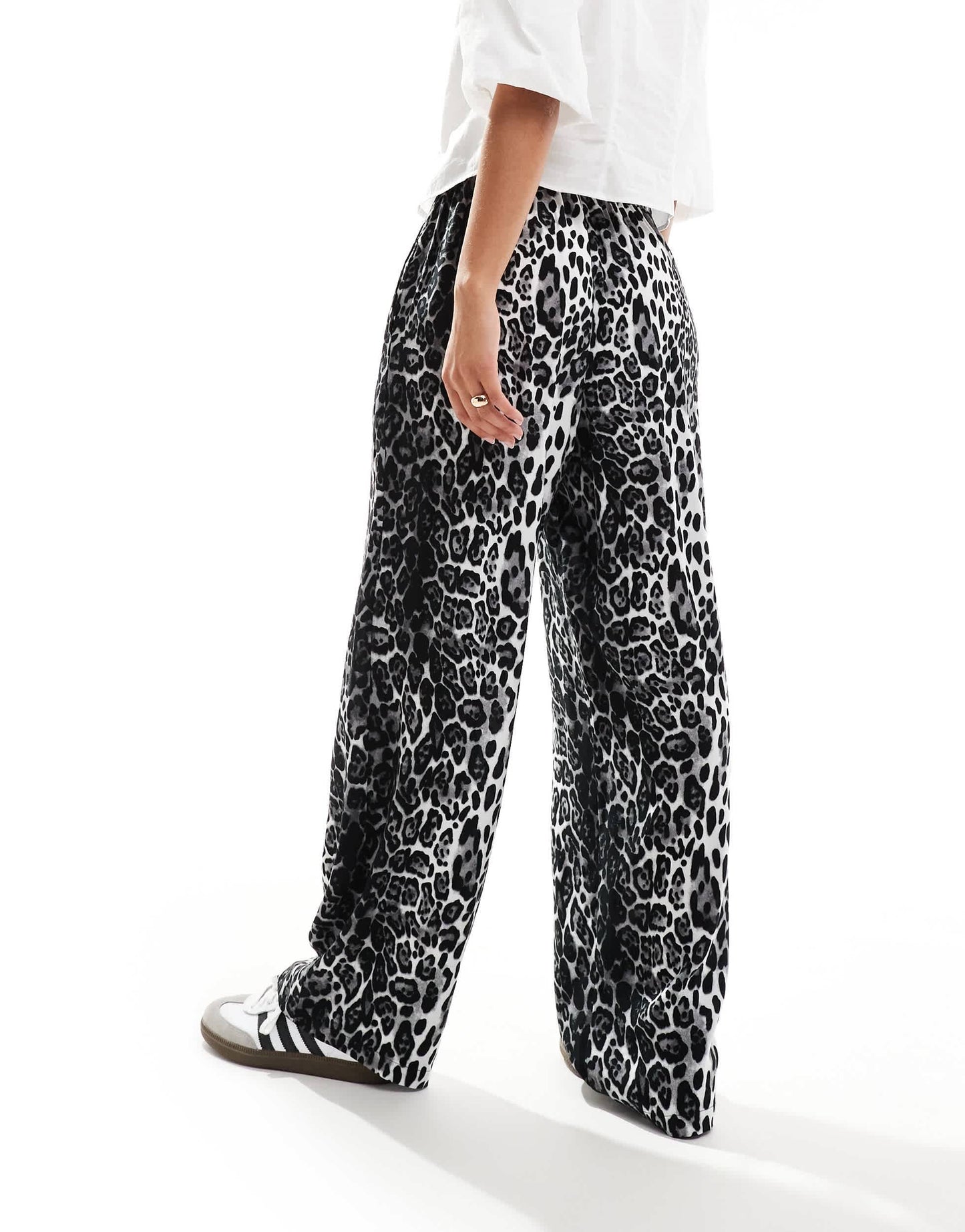 ASOS DESIGN relaxed pull on trousers in mono animal print