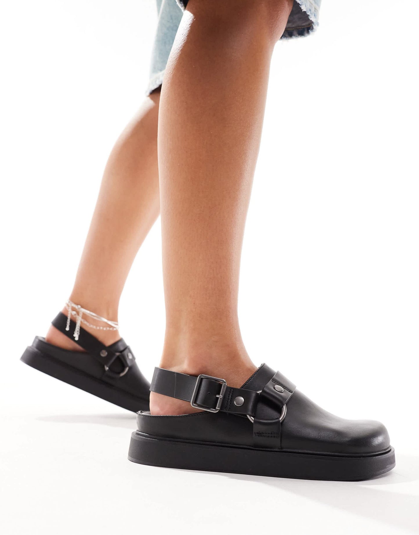 Pull&Bear clog with buckle detail strap in black