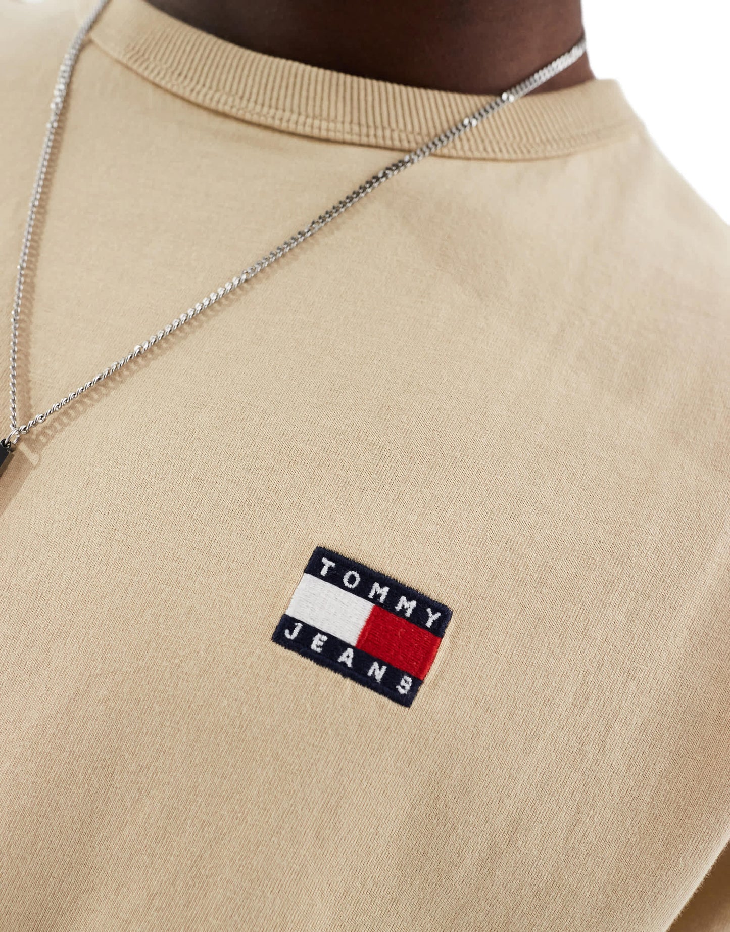 Tommy Jeans badge logo t-shirt in beige