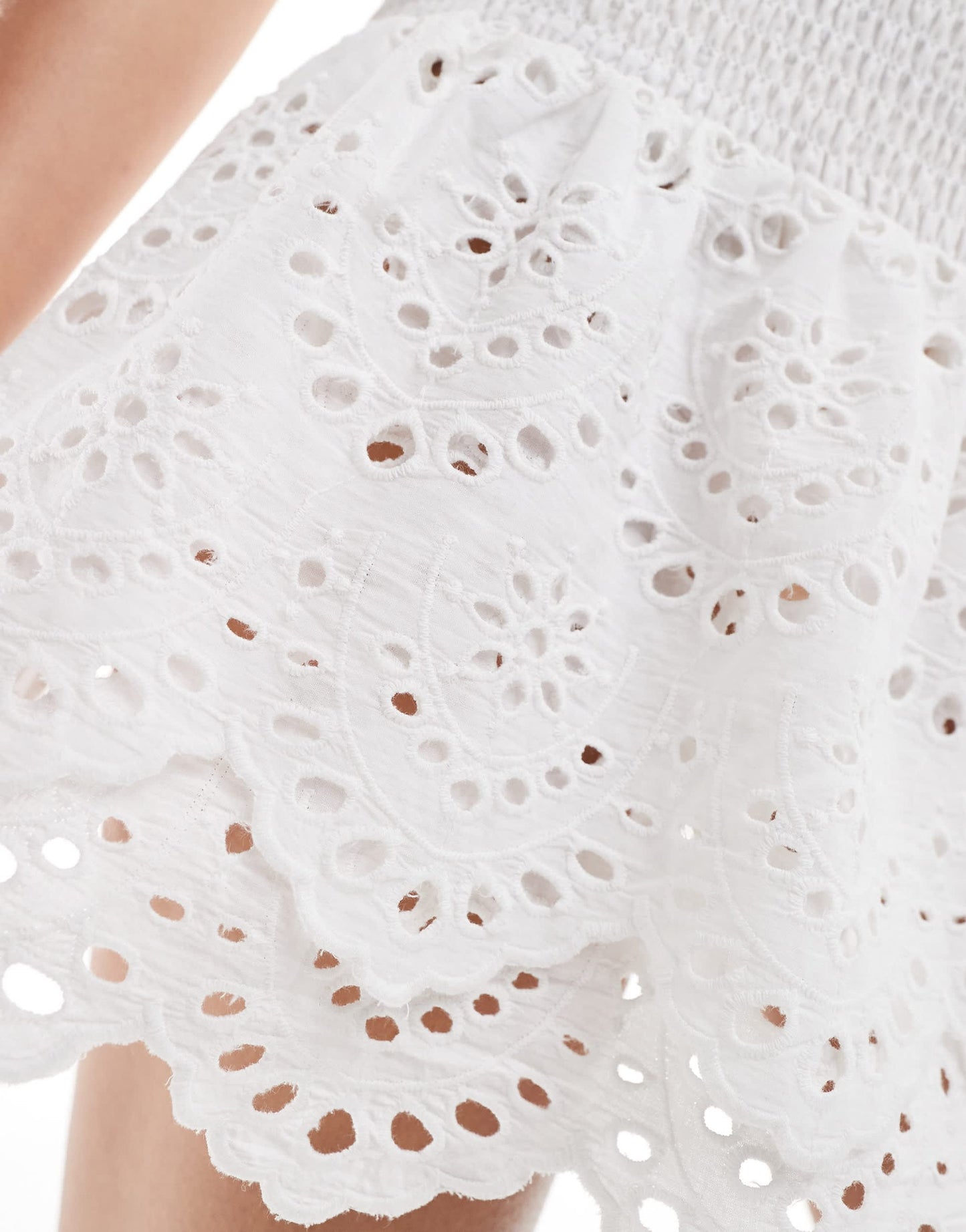 Iisla & Bird broderie layered tiered mini beach skirt in white