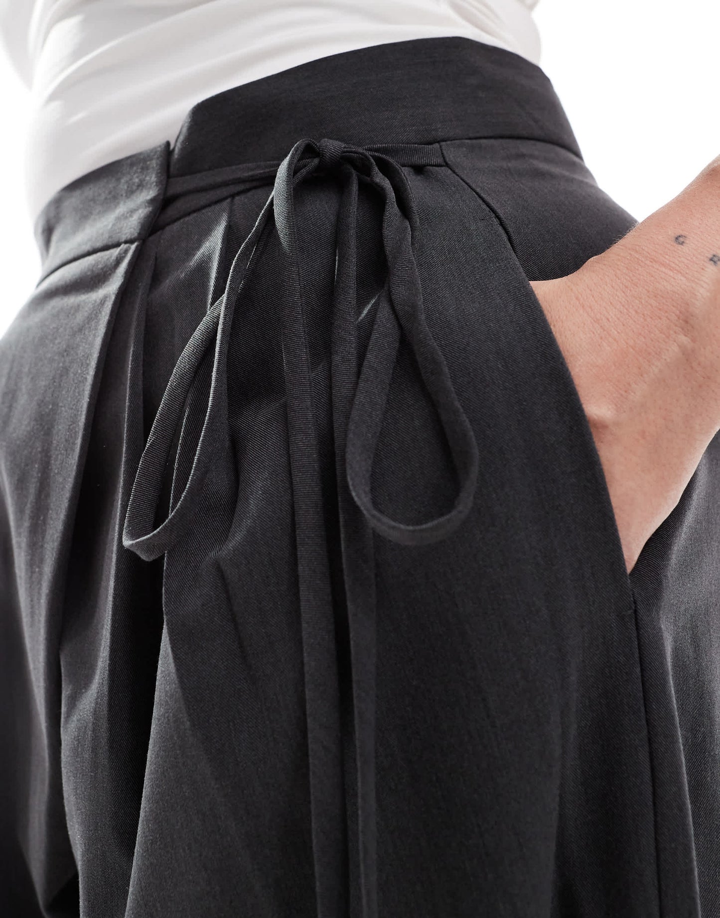 ASOS DESIGN Curve tailored wide leg trousers with wrap tie detail in grey